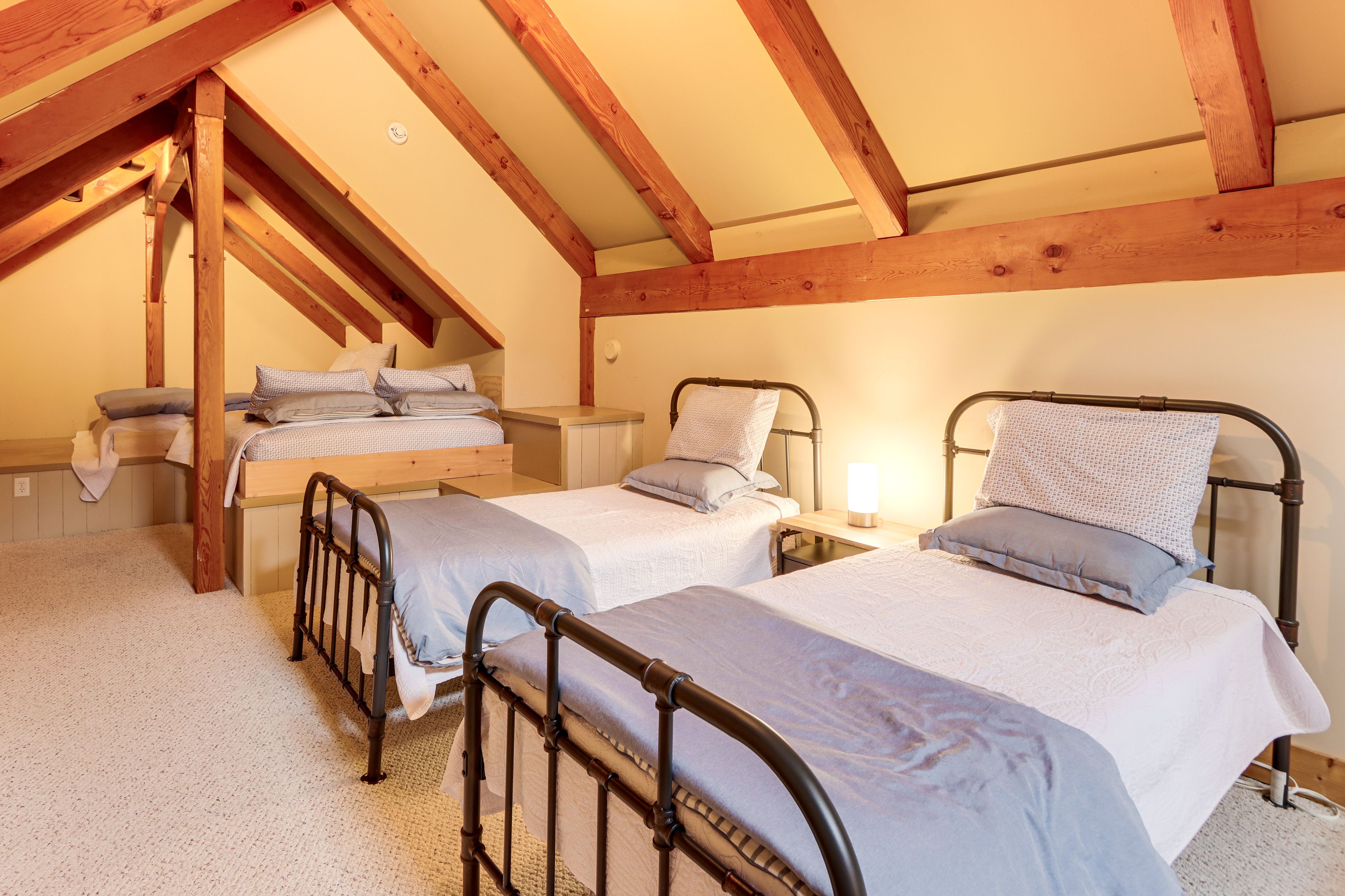 Loft | 3rd Level | 2 Queen Beds | 2 Twin Beds