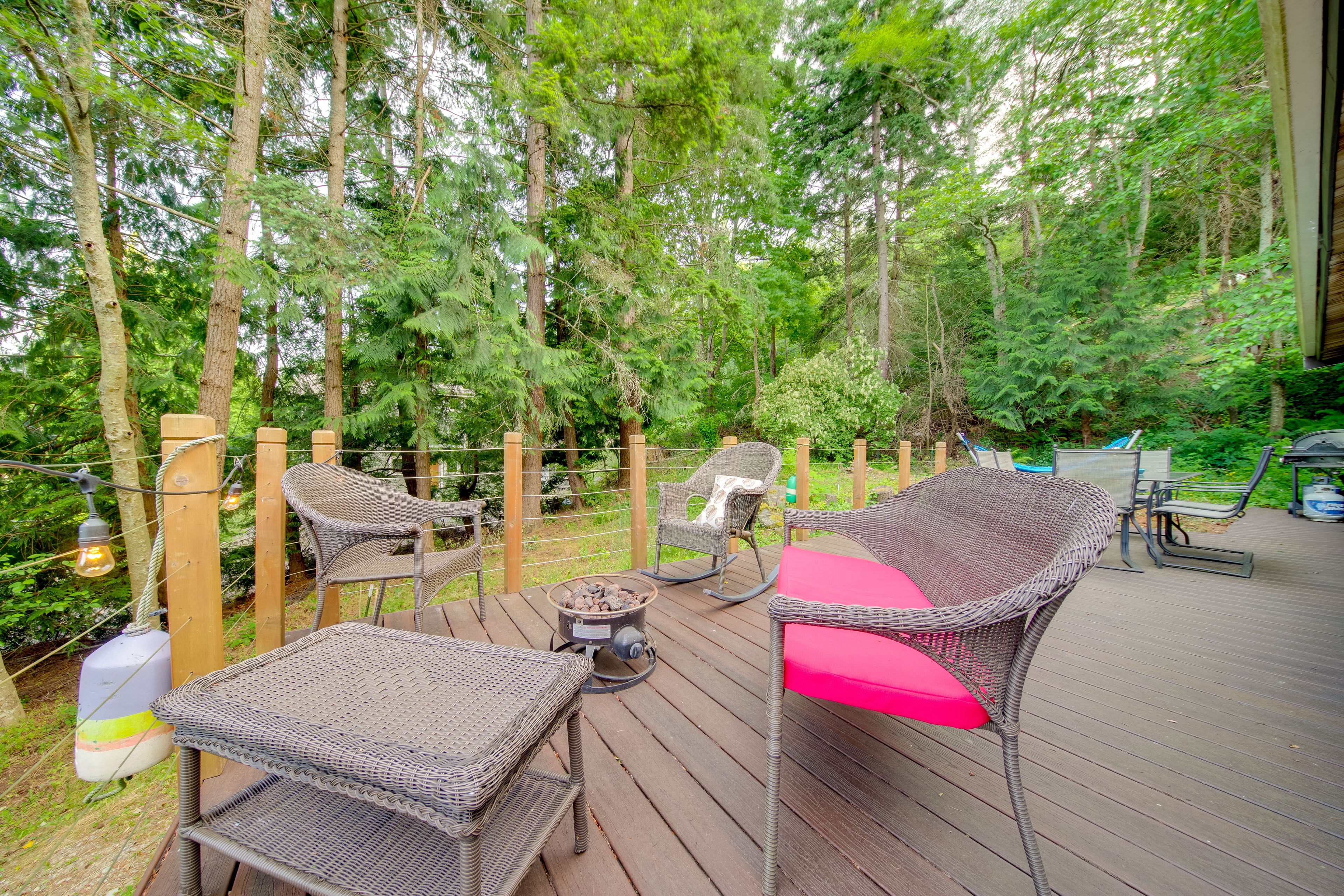 Fire Pit | Outdoor Seating