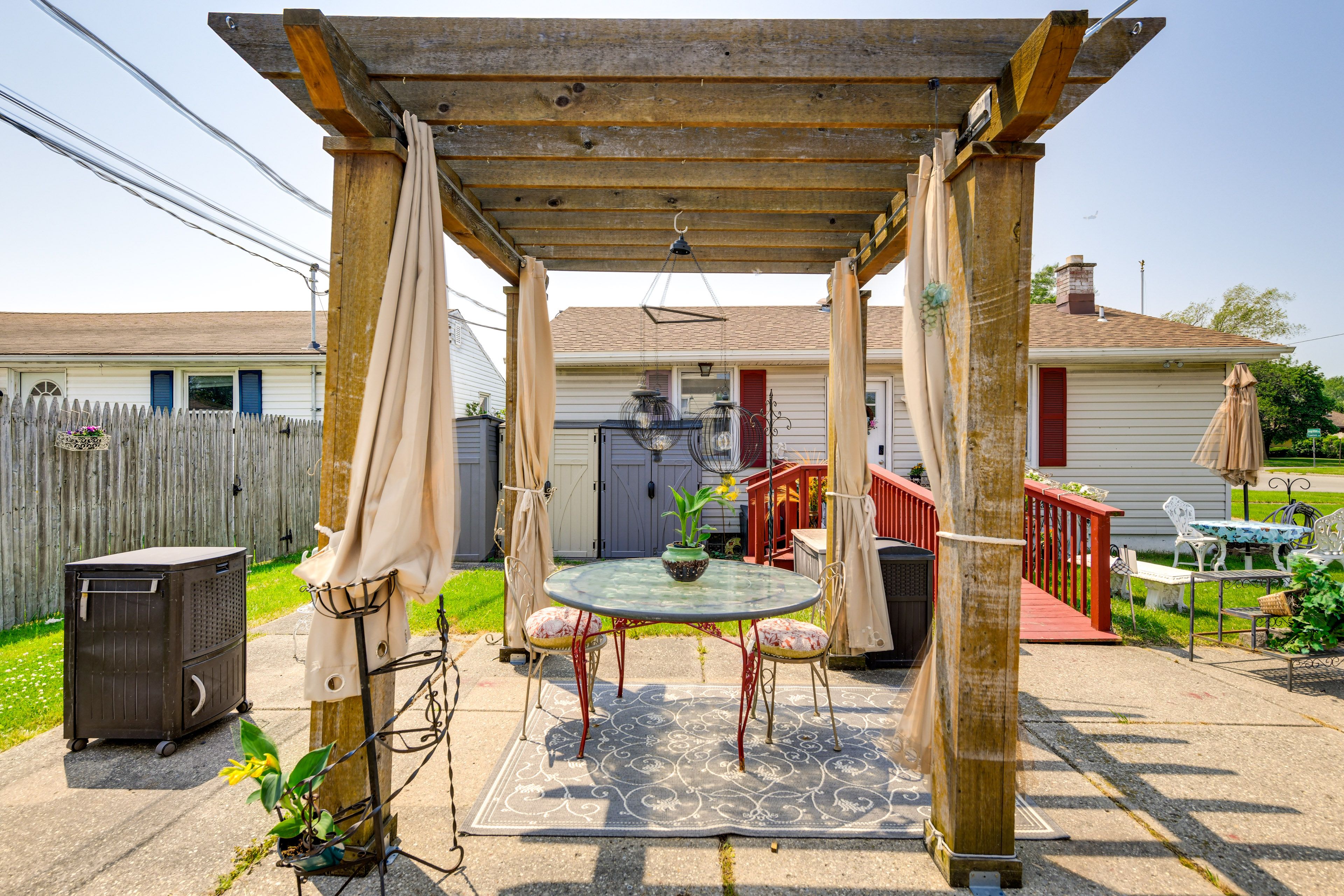 Pergola w/ Outdoor Dining Set