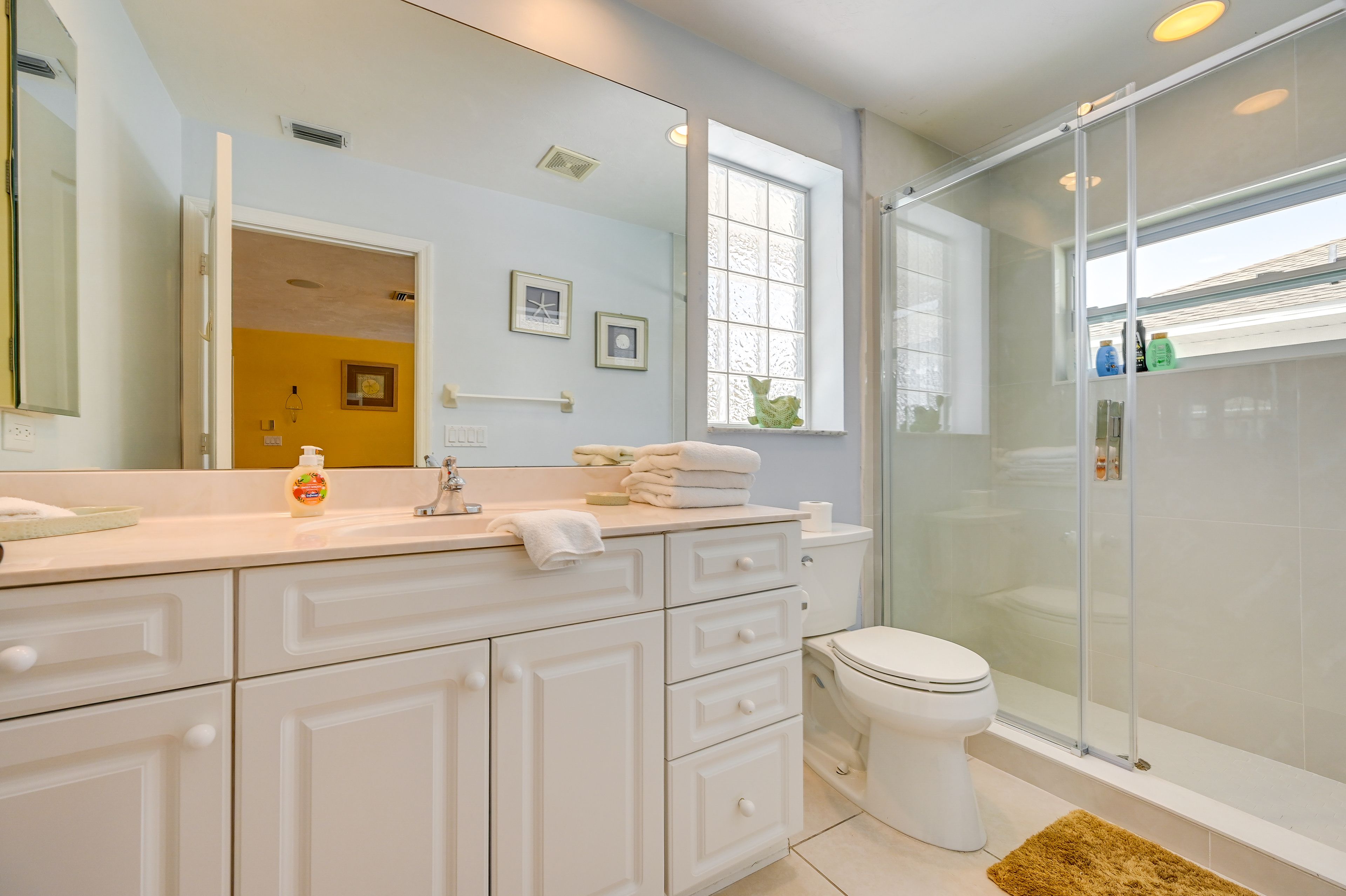 En-Suite Bathroom