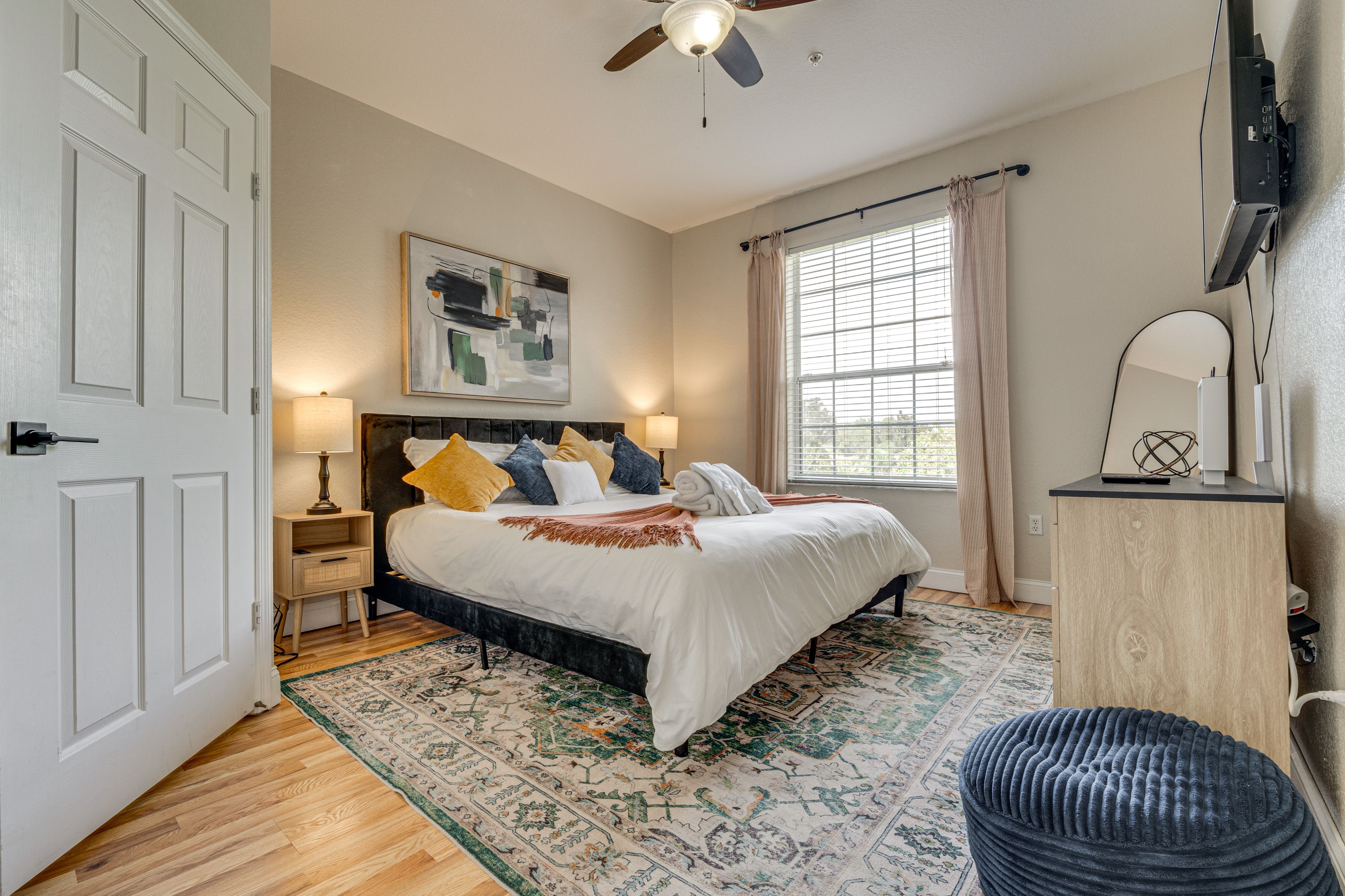 Bedroom 1 | King Bed | En-Suite Bathroom | Walk-In Closet