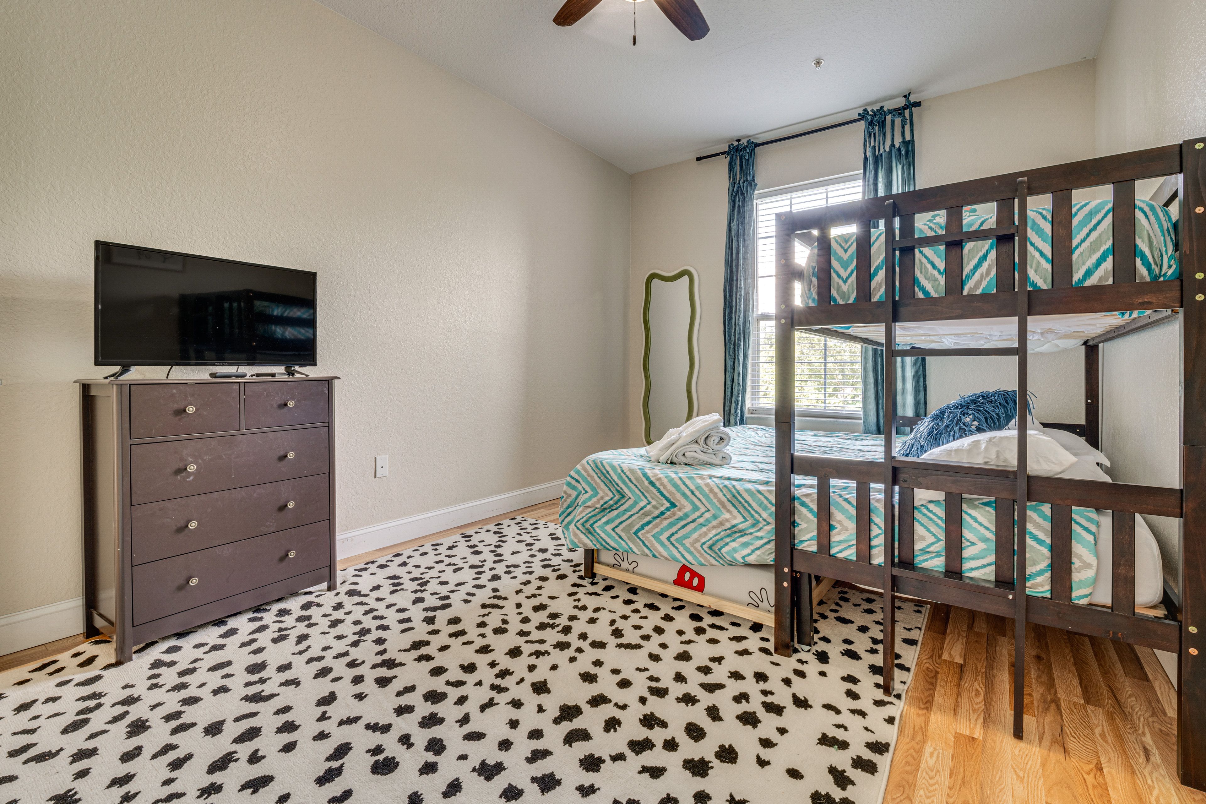 Bedroom 2 | King Bed w/ Twin Trundle | Lofted Twin Bed