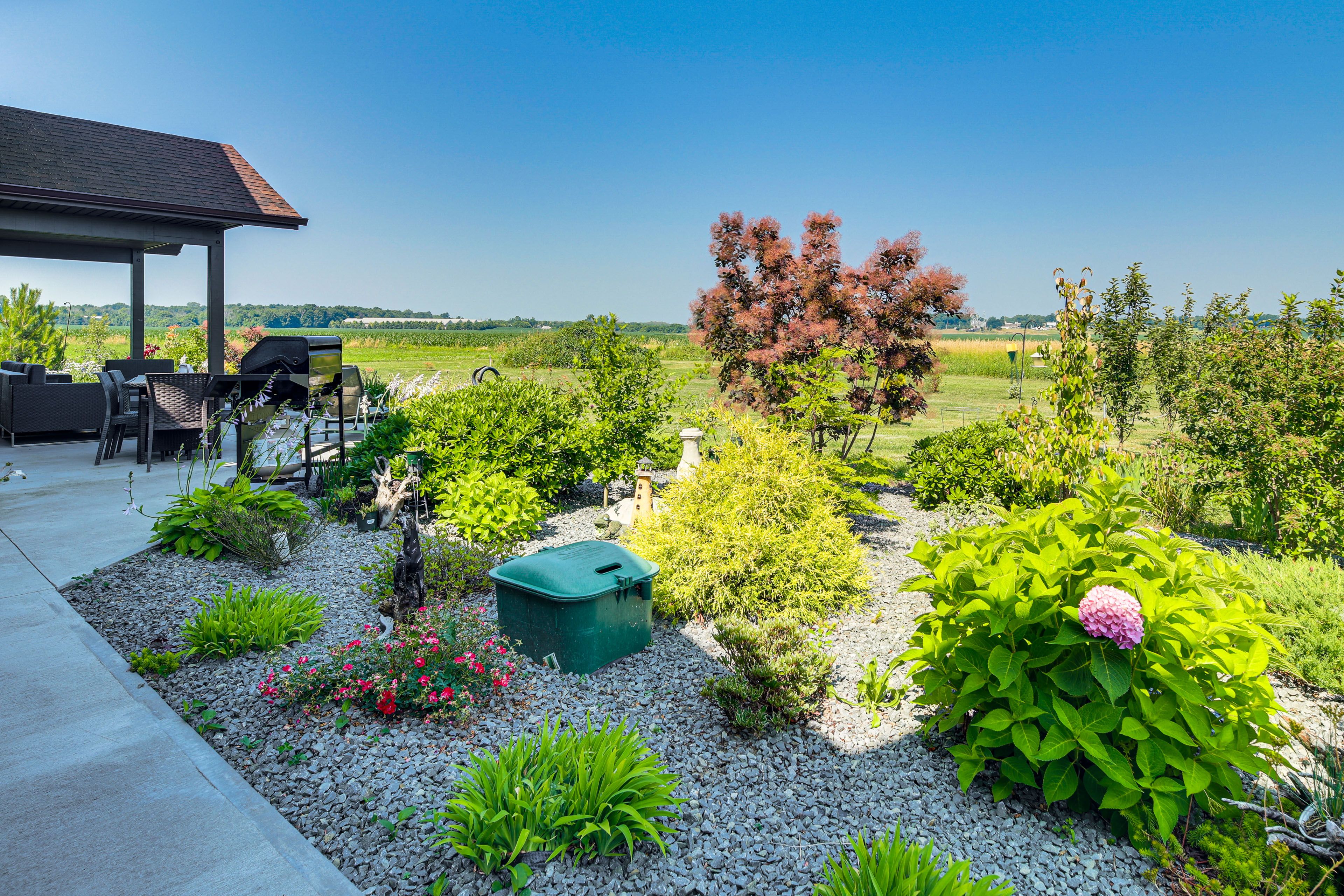 Furnished Patio | Fire Pit | Private Yard