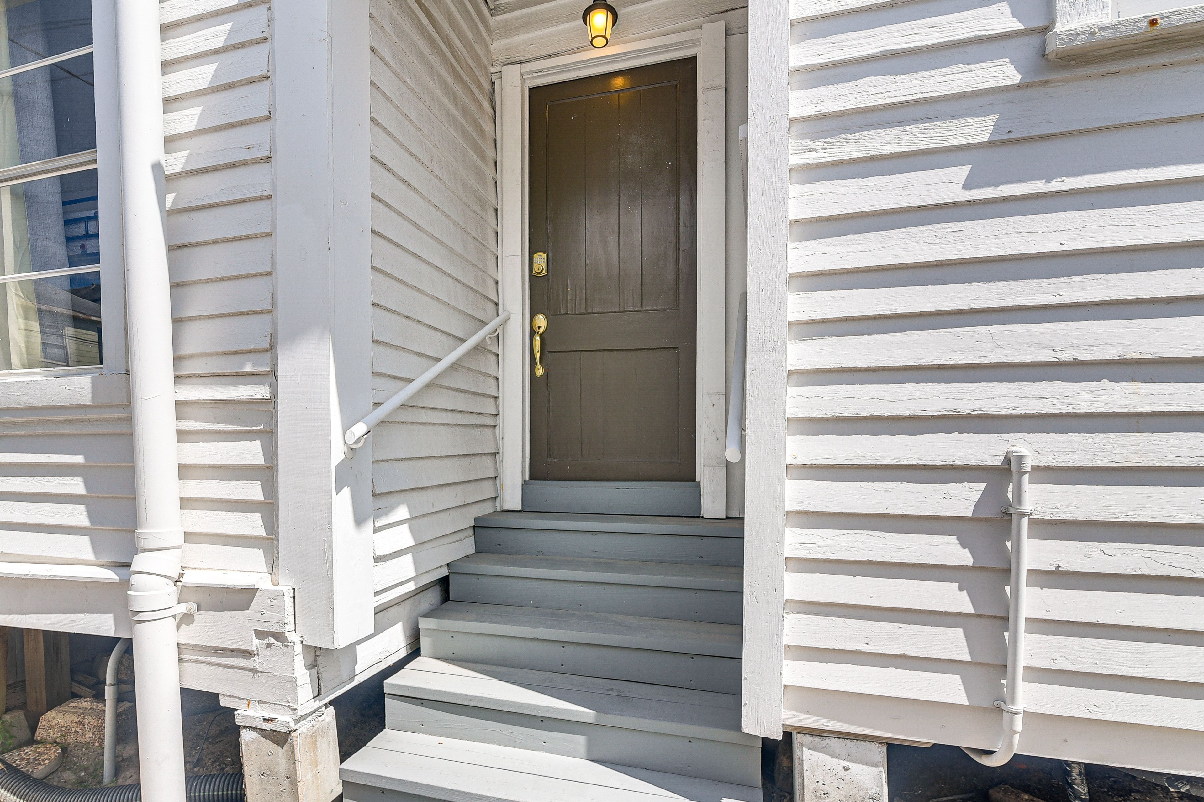 Rear Unit Entrance