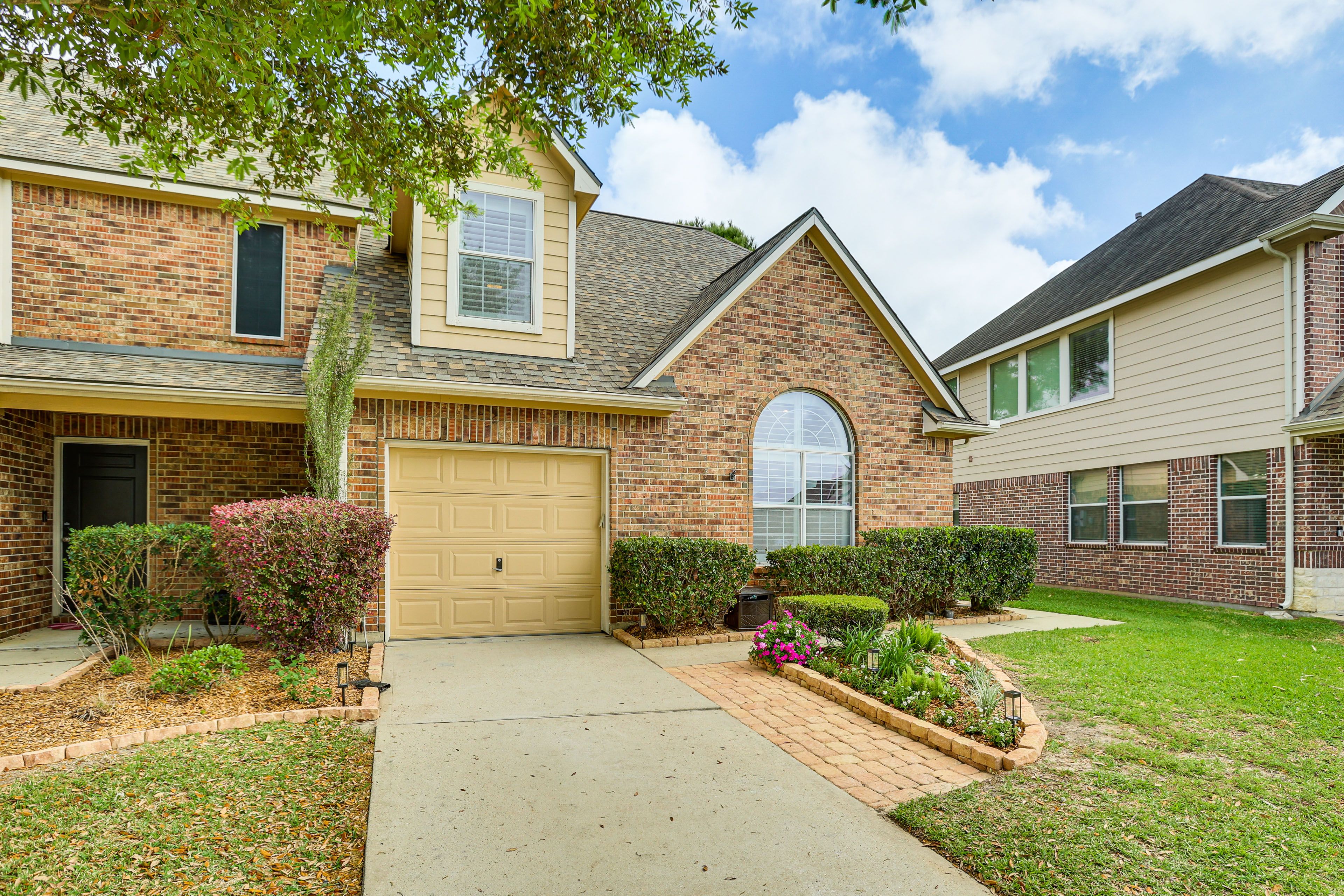 Parking | Driveway (2 Vehicles) | Community Lot (Addt'l Vehicles)