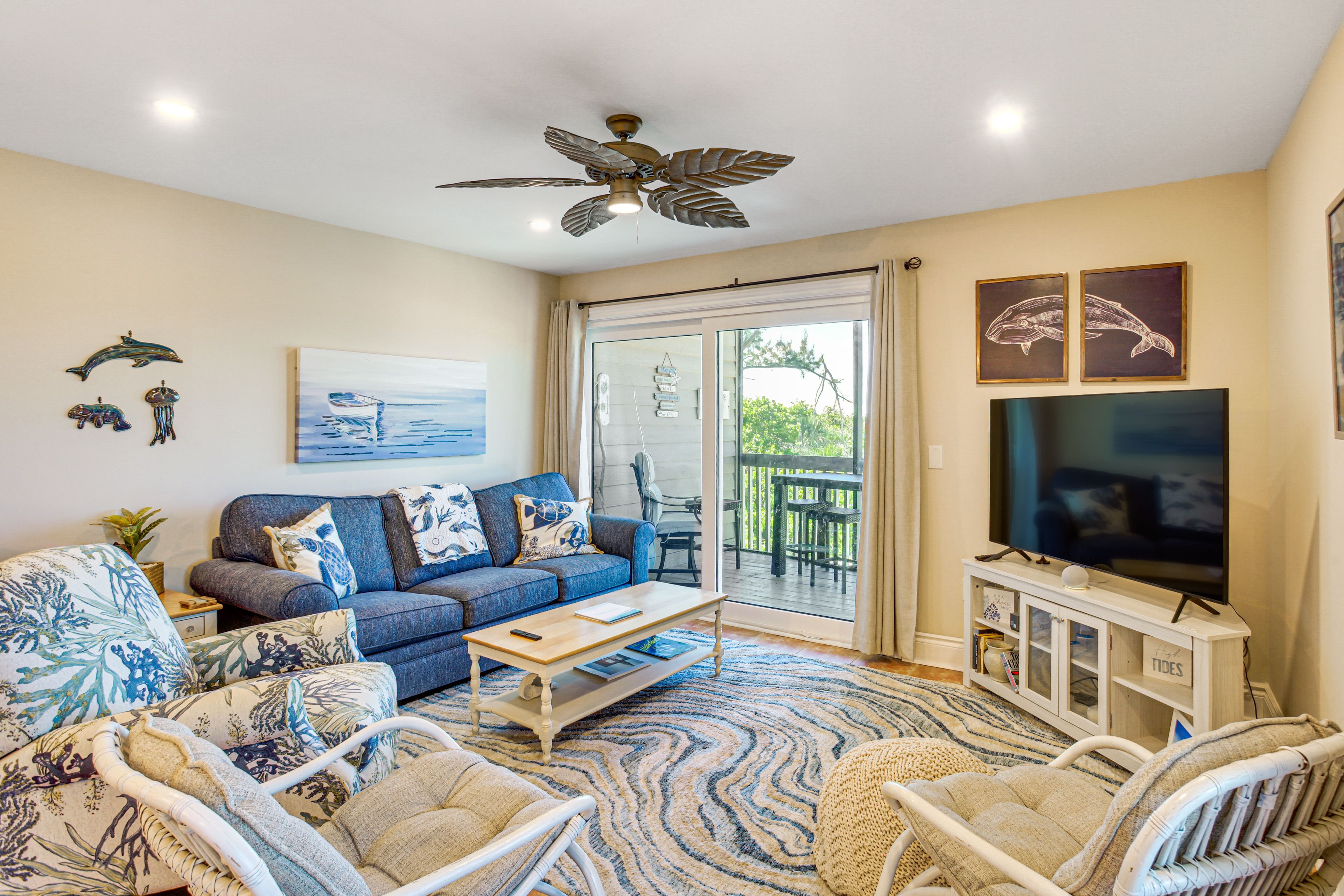 Living Room | Queen Sleeper Sofa