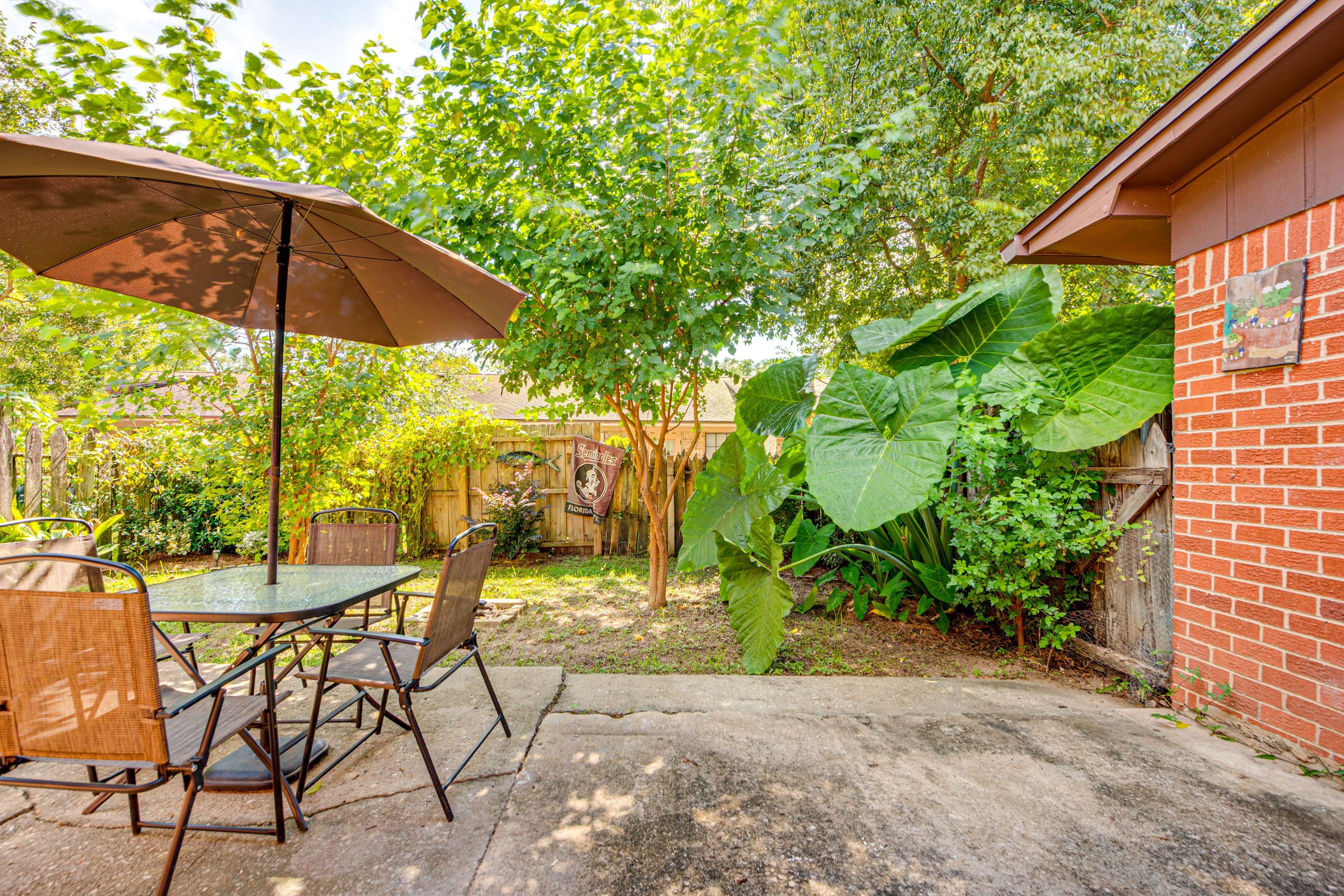 Fenced-In Yard | Wood-Burning Fire Pit