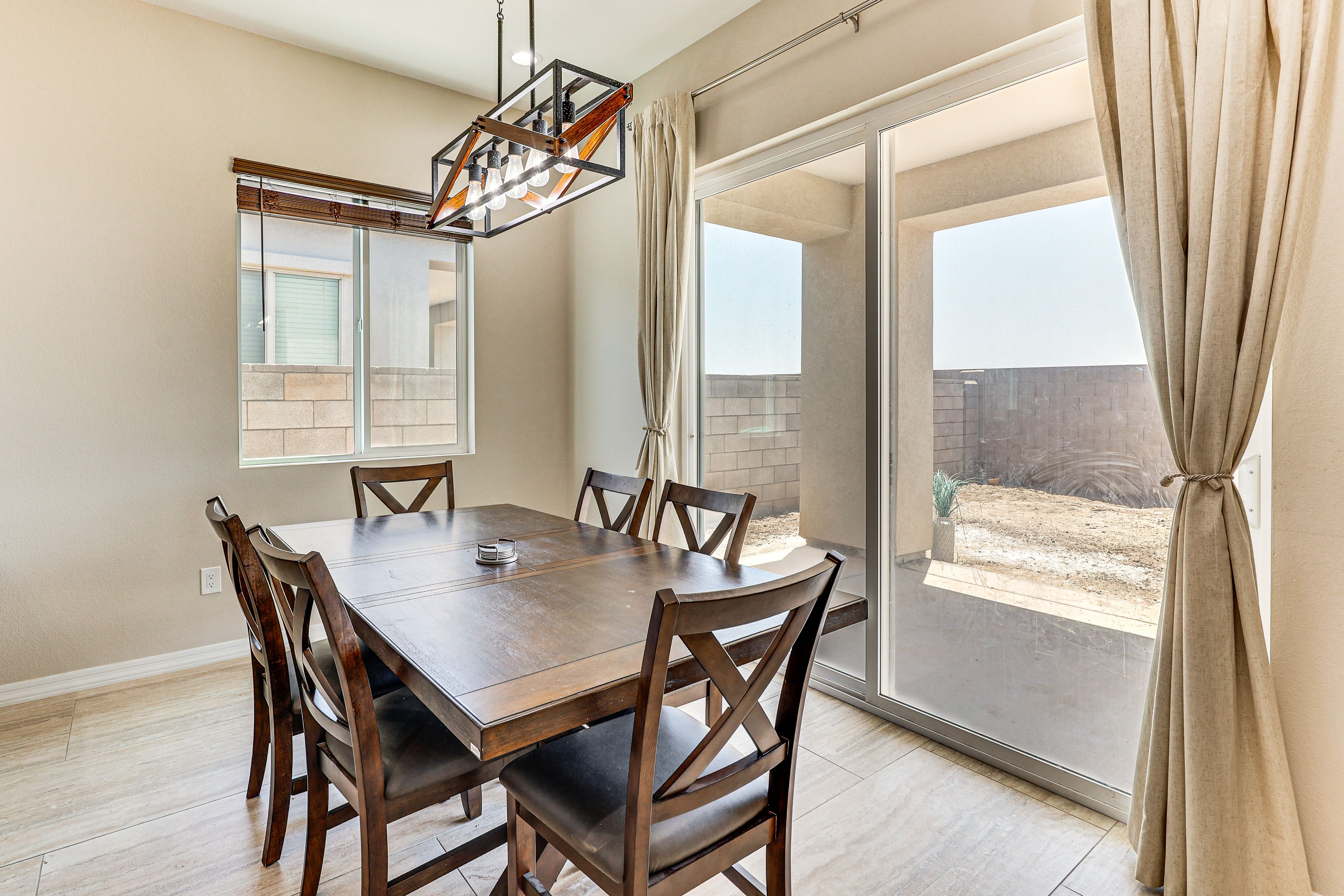Dining Area | Dishware & Flatware