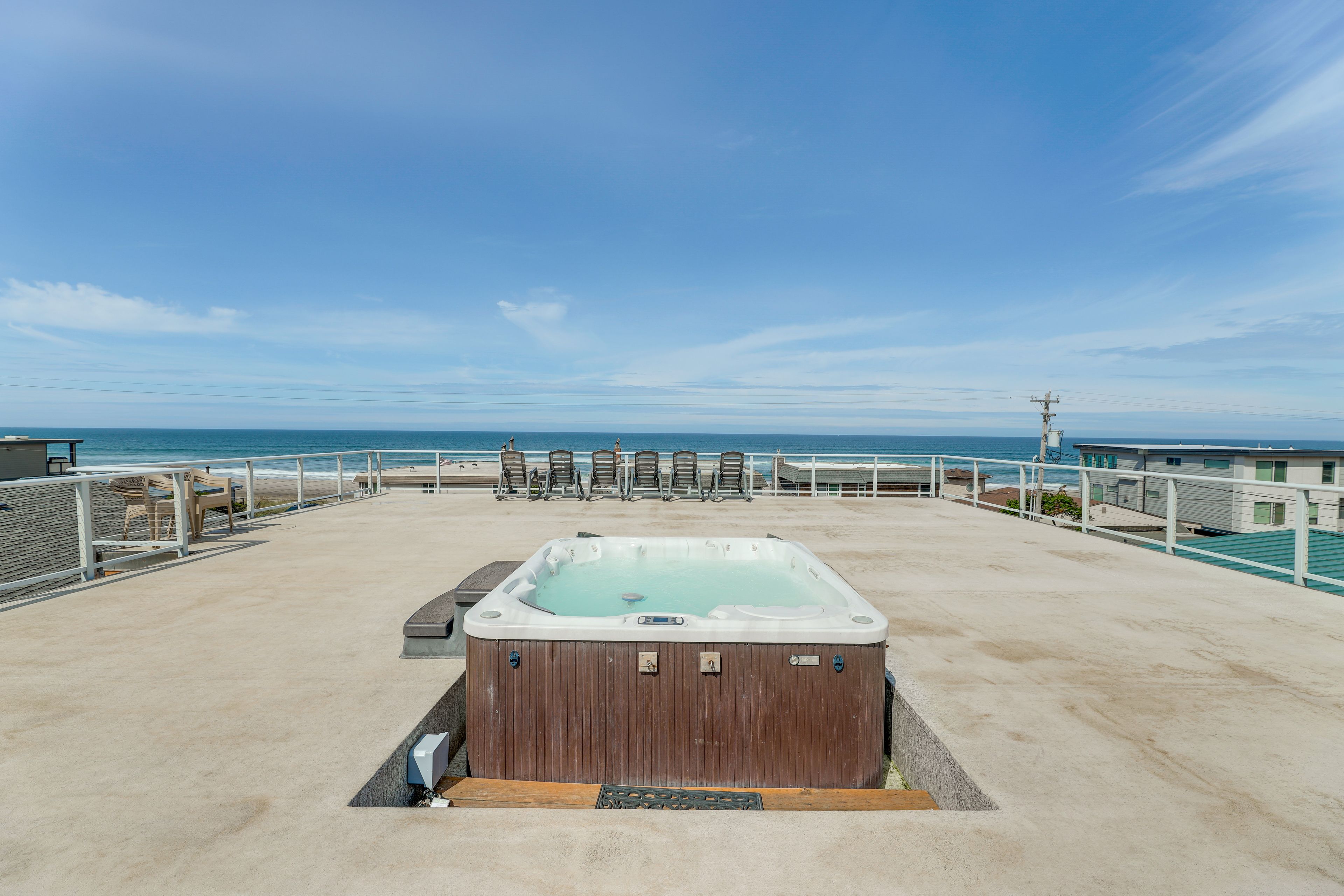 Rooftop Patio | Seasonal Hot Tub (May-September)