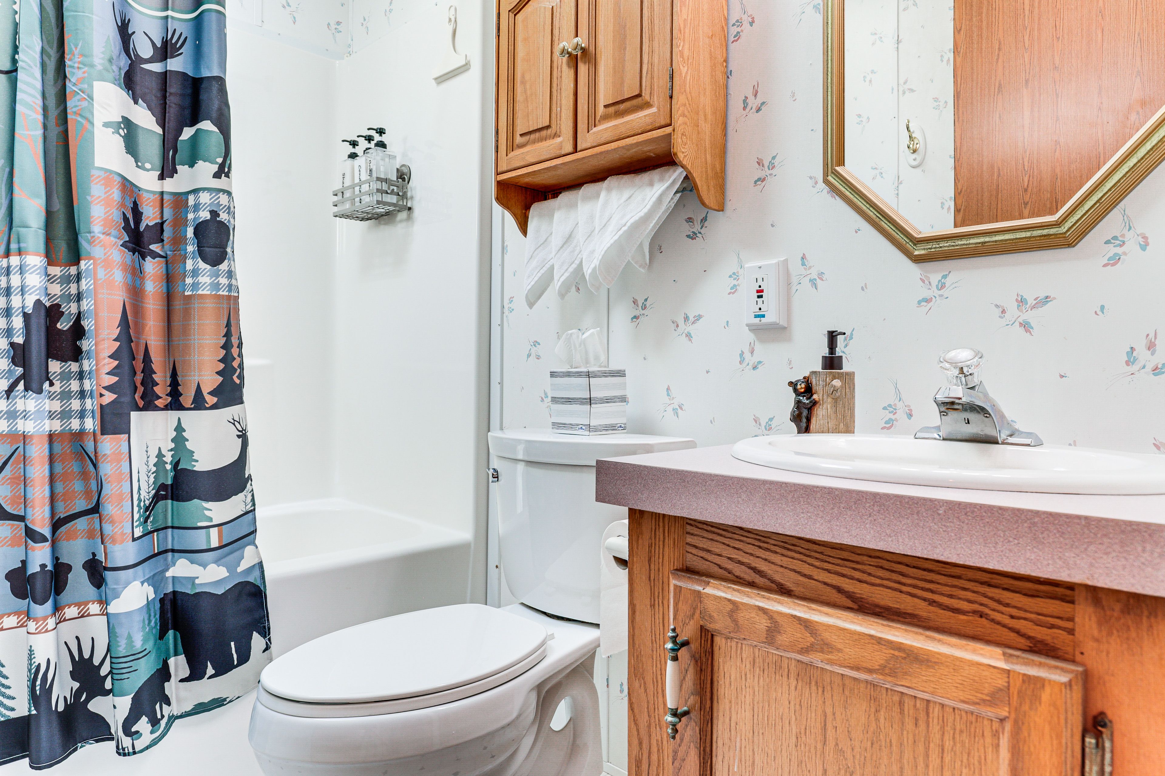 Bathroom | Towels Provided