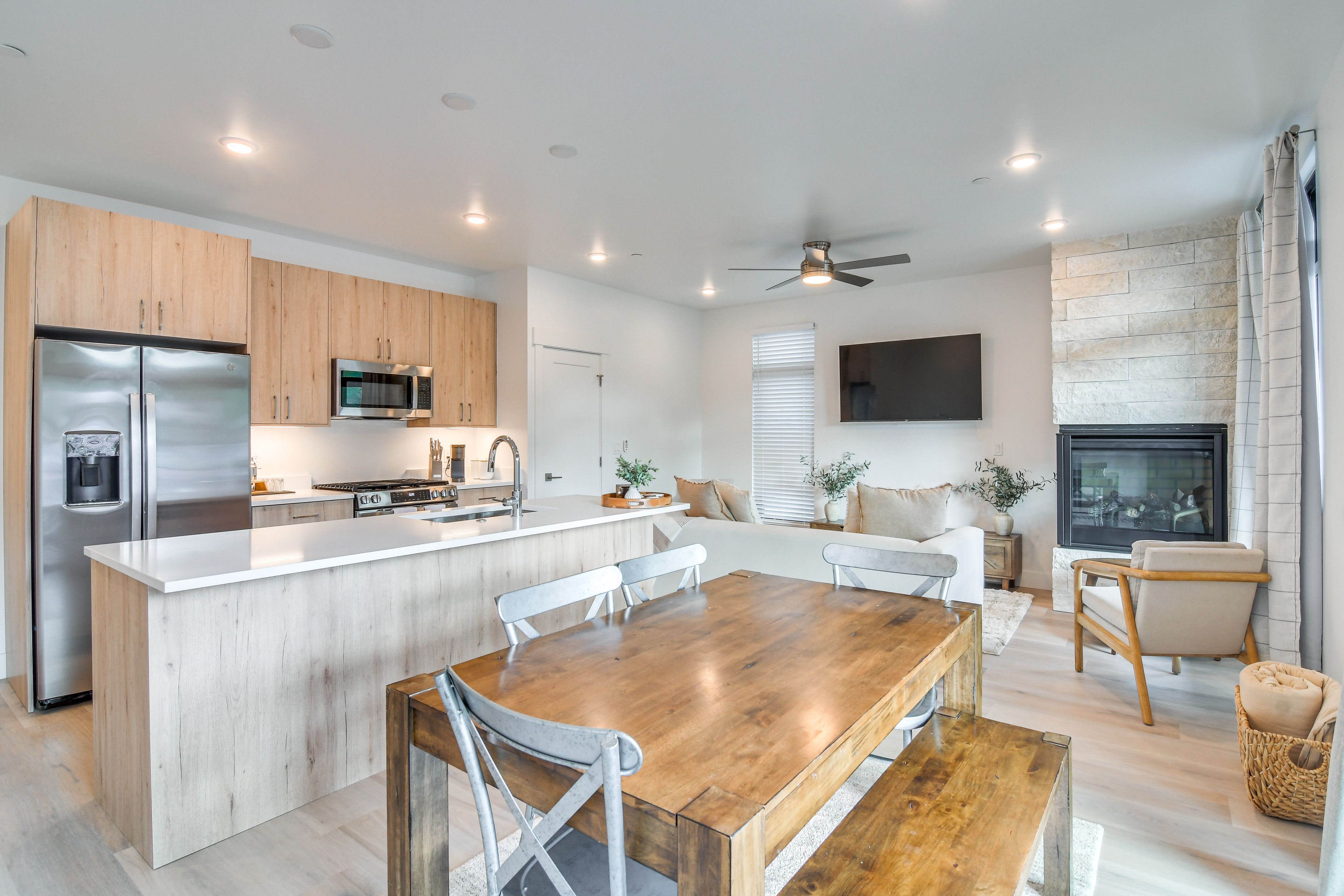 Kitchen & Dining Area | Central Heating | Ceiling Fans