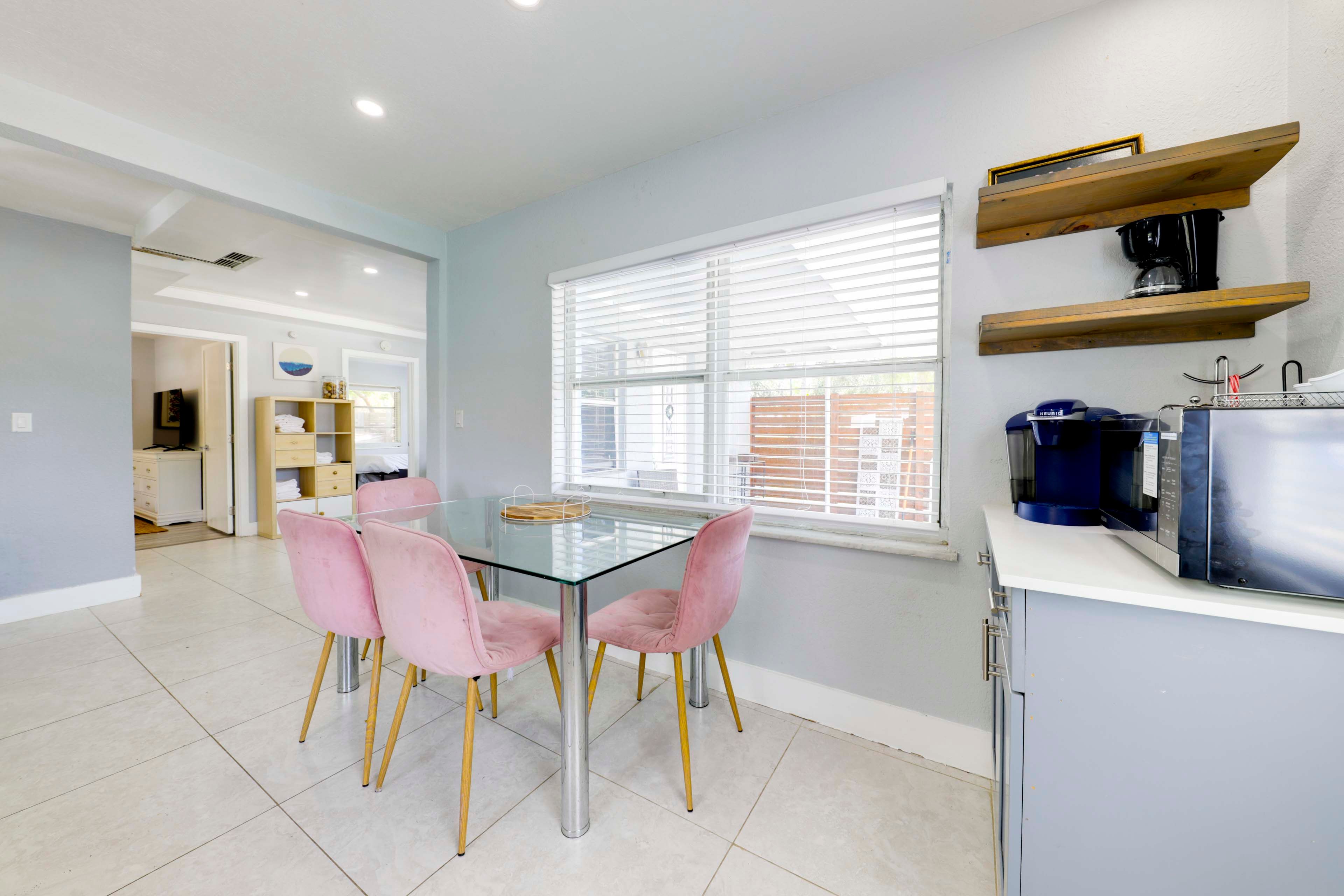 Dining Area | Dishware & Flatware