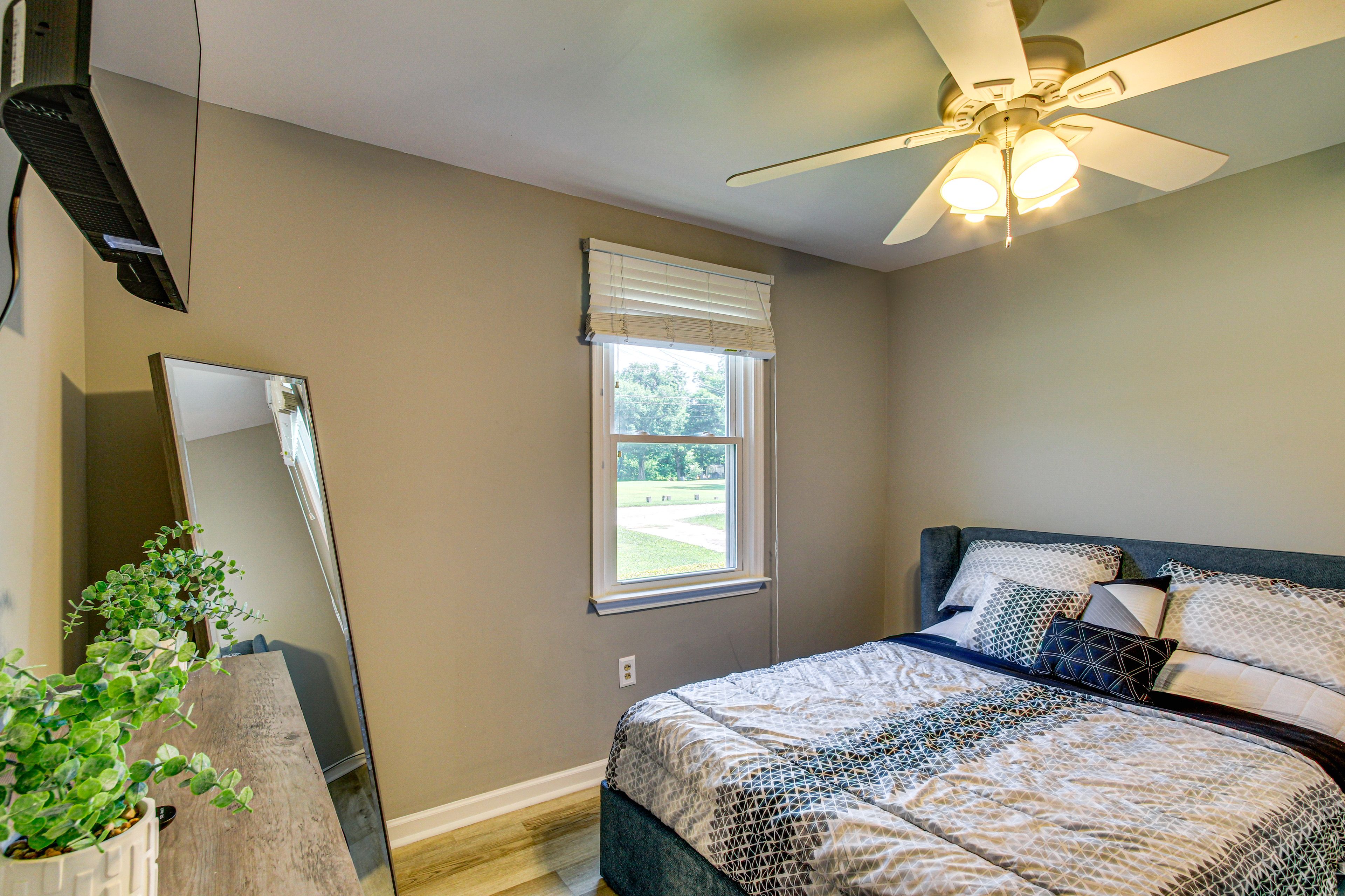 Bedroom 3 | Full Bed | Smart TV