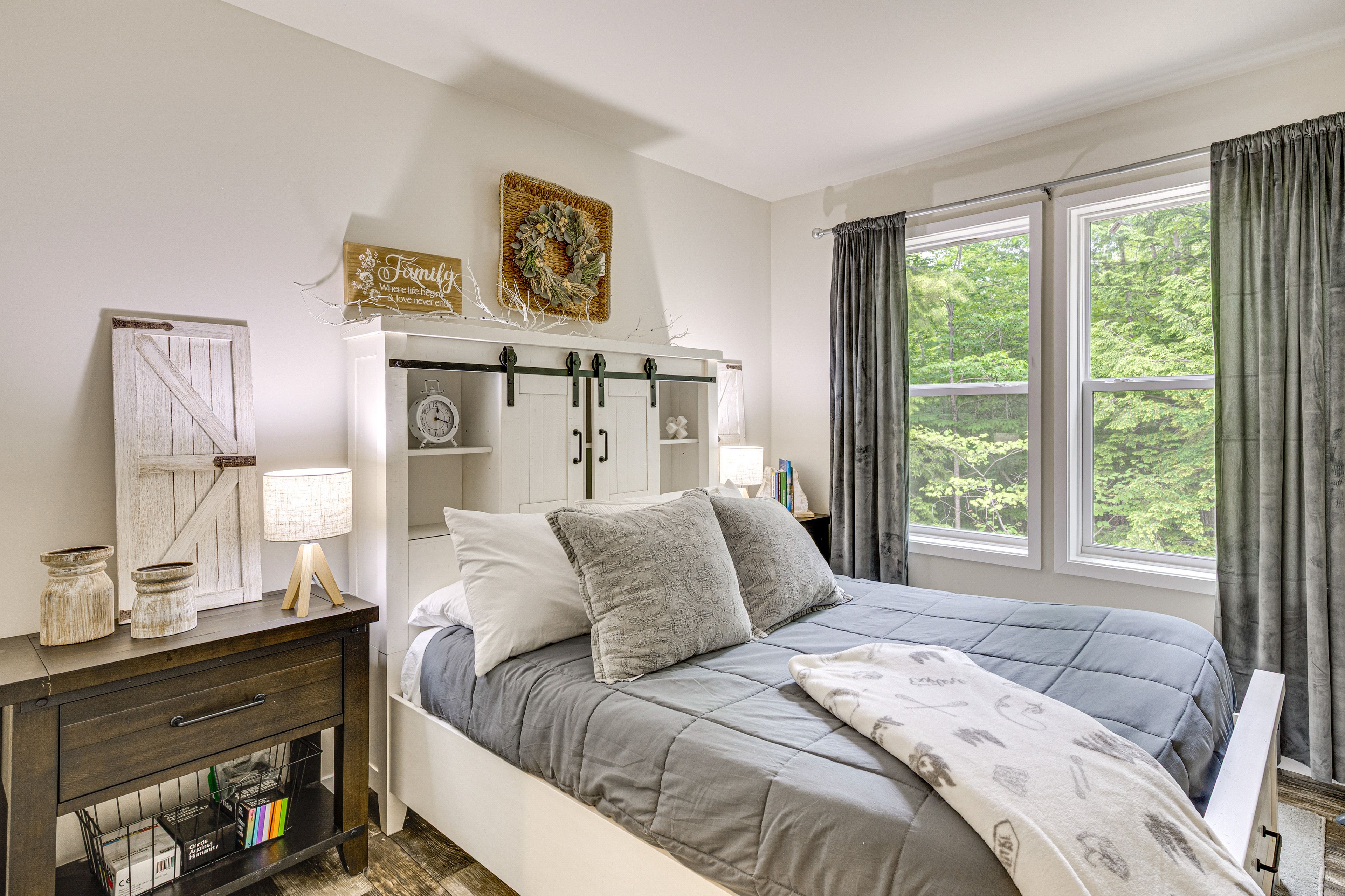 Bedroom 2 | Queen Bed | Linens Provided