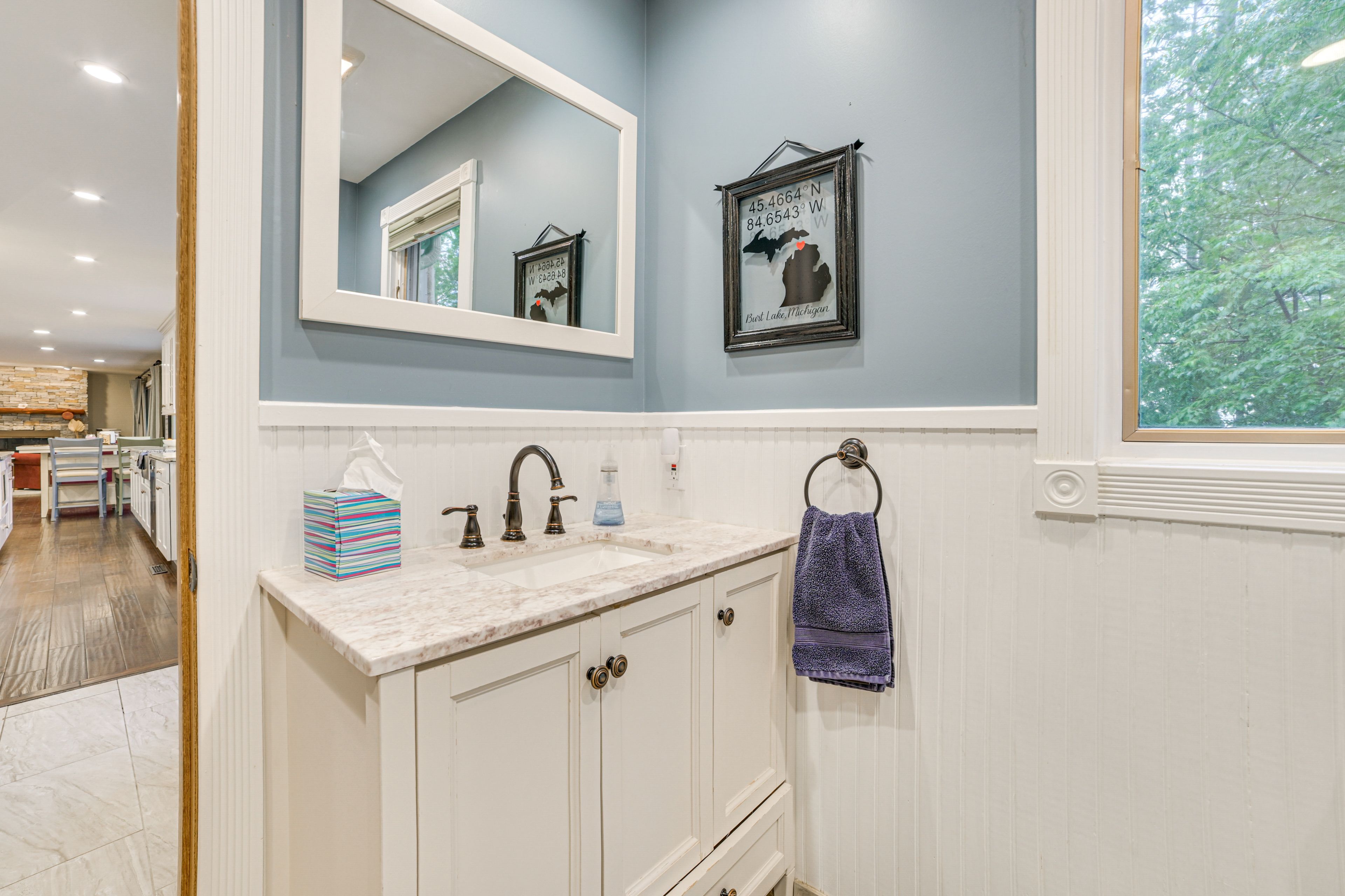 Bathroom | Shower | 1st Floor