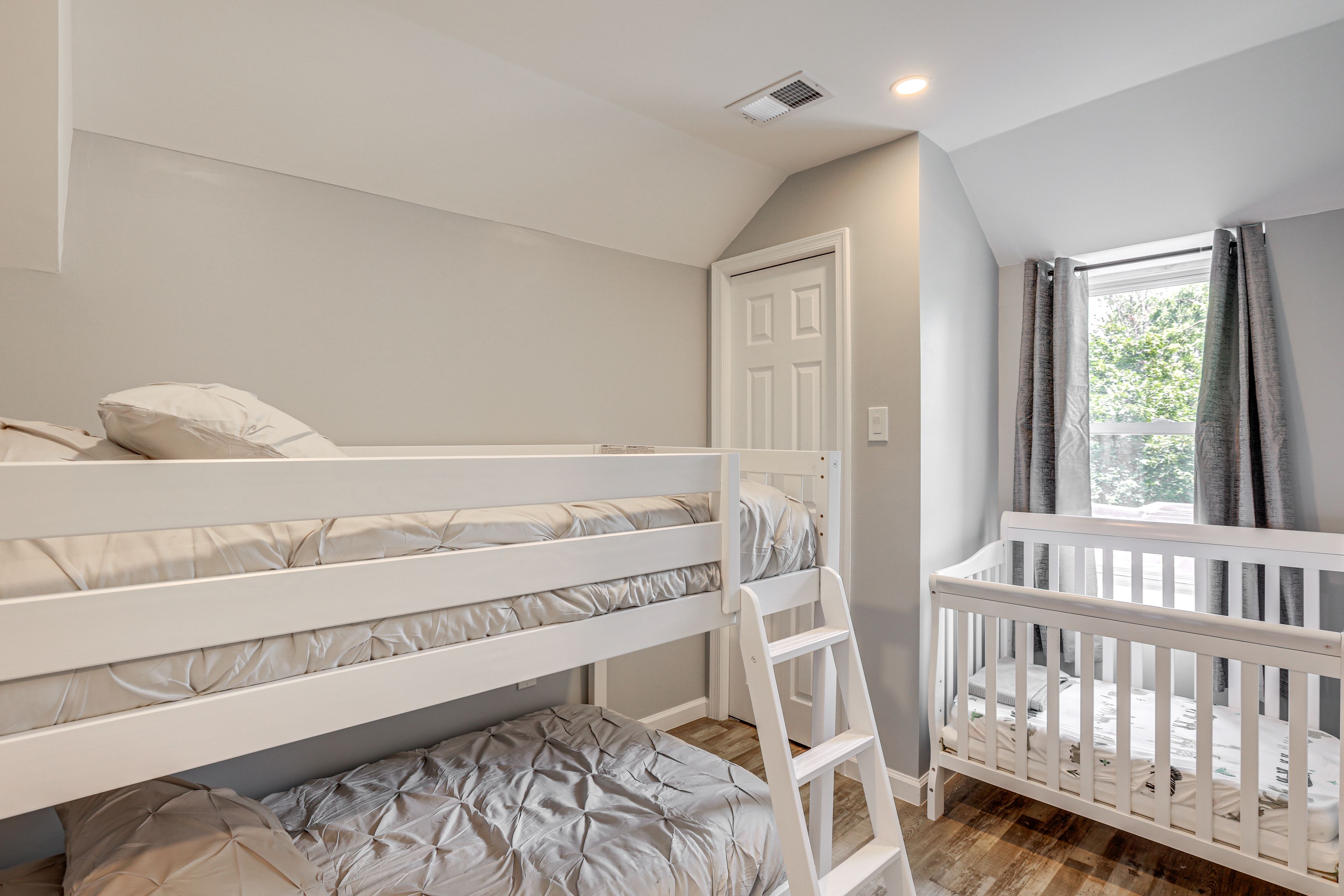 Bedroom 4 | 3rd Floor | Twin Bunk Bed | Crib