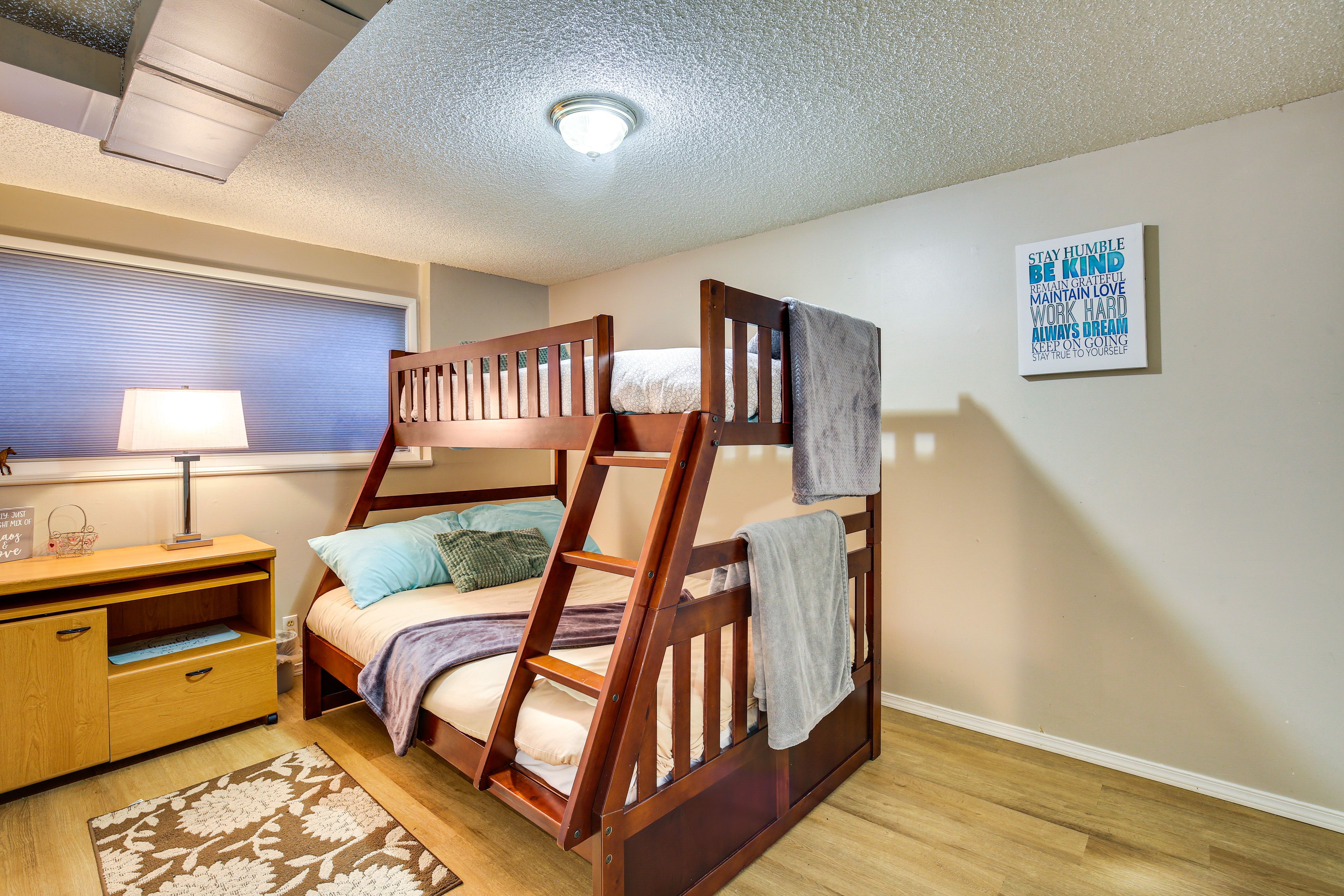 Bedroom 4 | Twin/Full Bunk Bed | 1st Floor