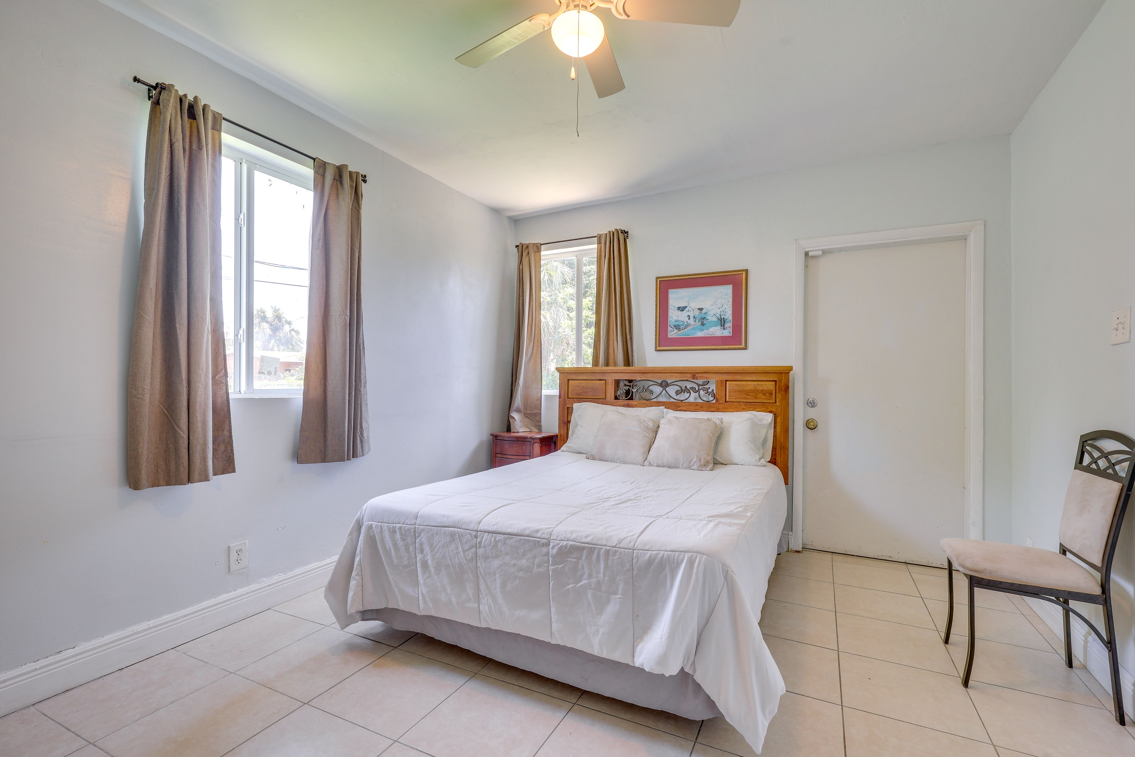 Bedroom 4 | Queen Bed