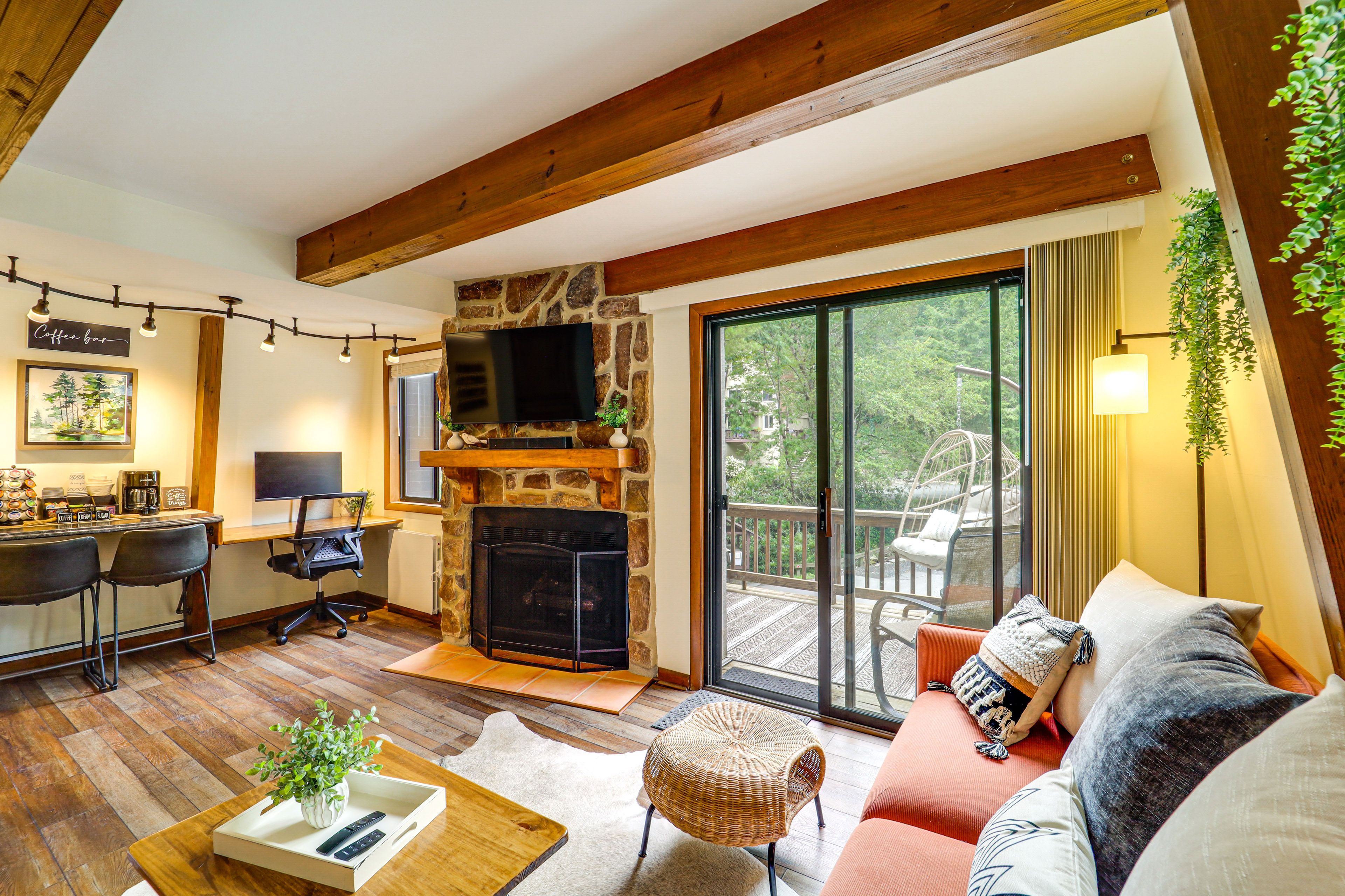\Banner Elk Vacation Rental | 1BR | 1BA | 540 Sq Ft | Stairs Required