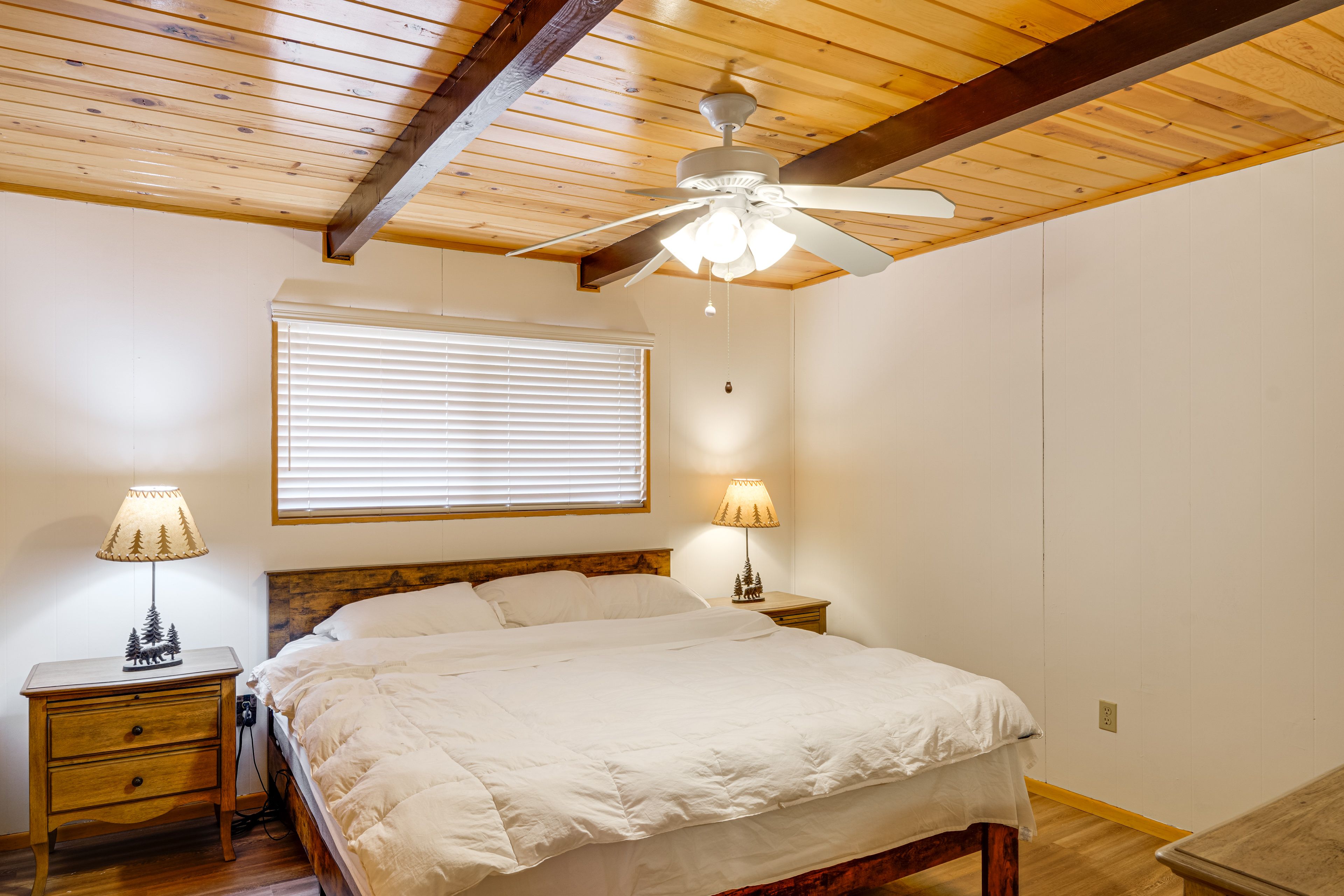 Bedroom 1 | King Bed | Linens Provided