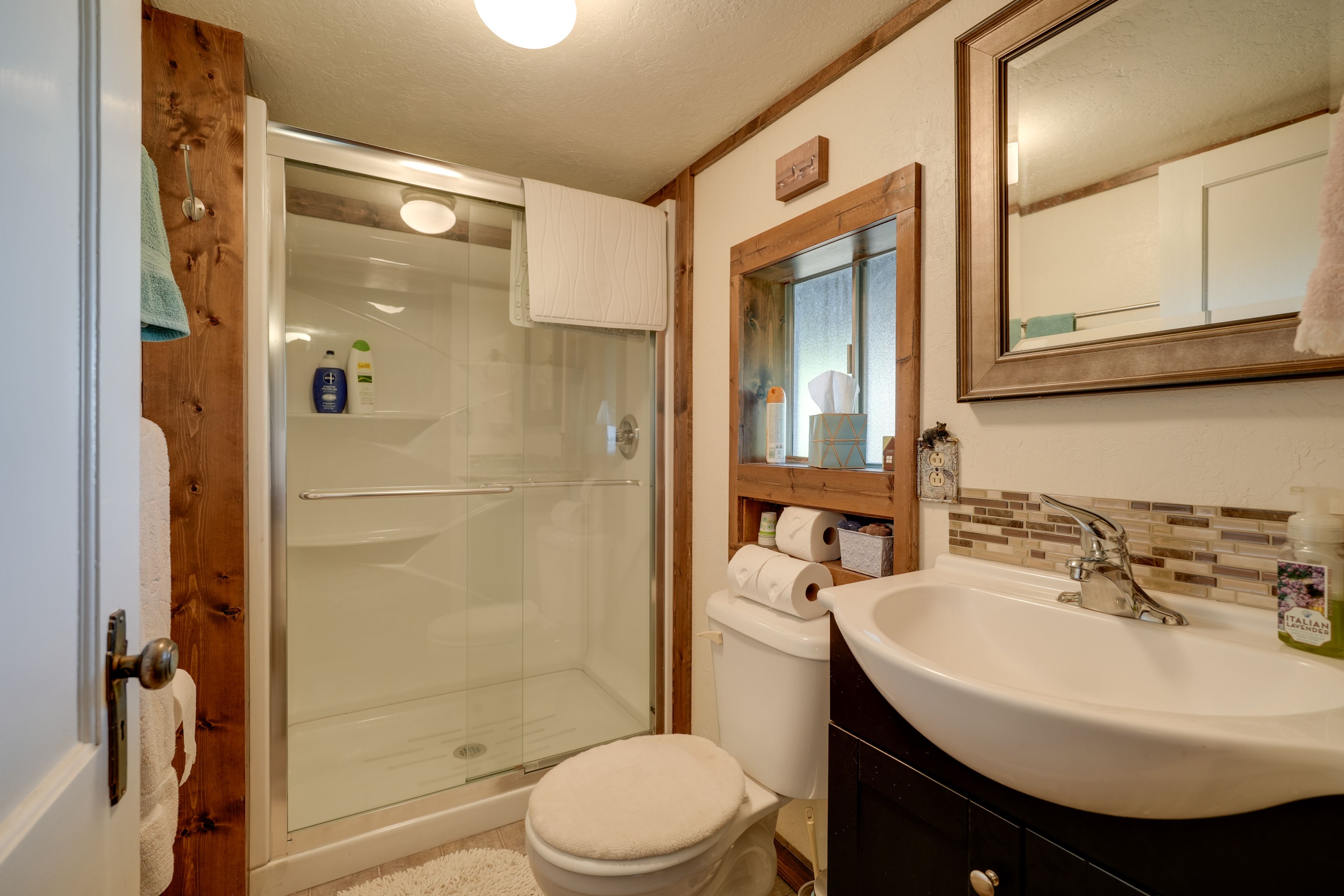 Full Bathroom | Lower Level