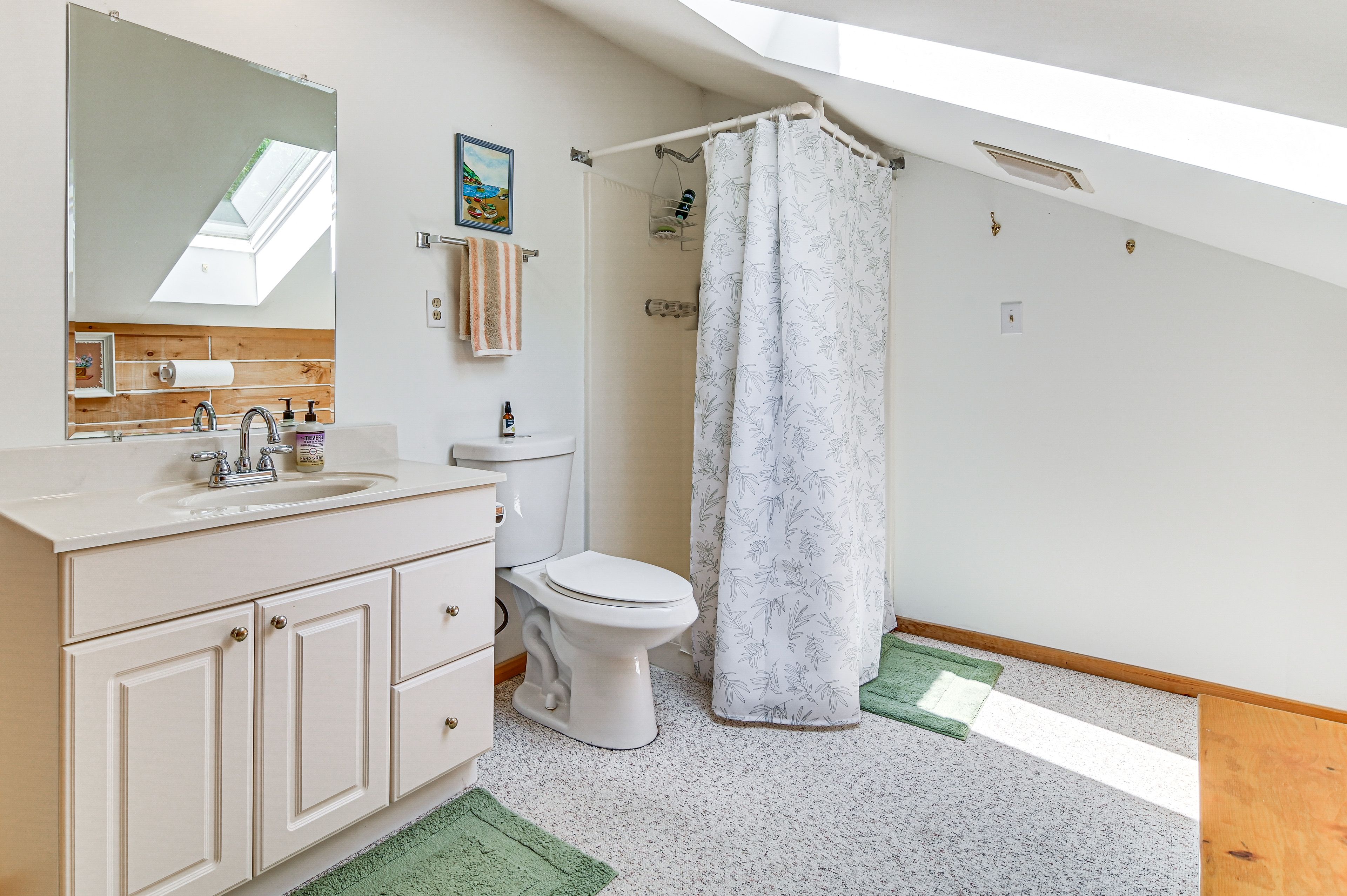 Bathroom | Towels Provided | 2nd Floor