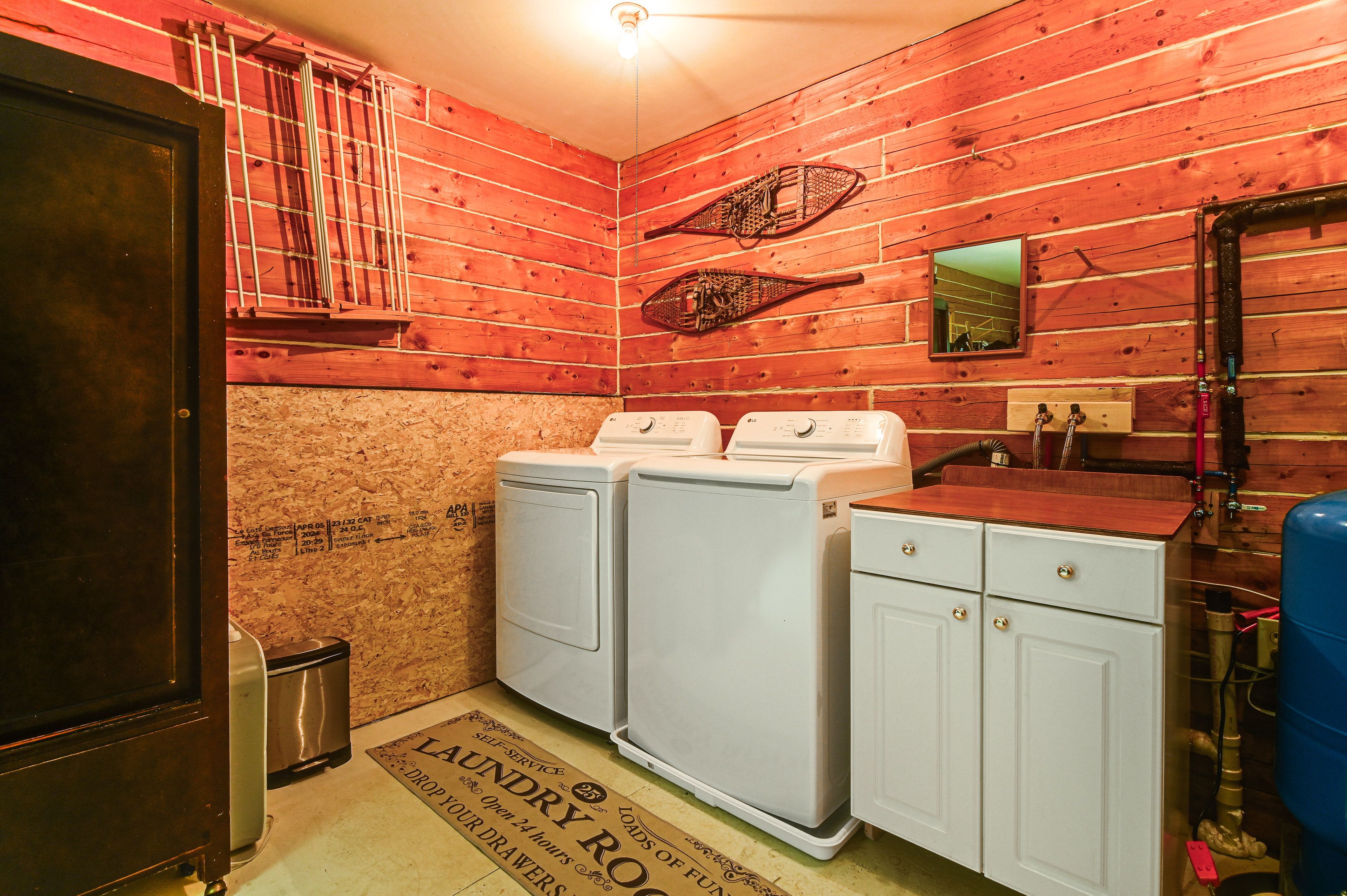 Laundry Area | Refrigerator | 1st Floor