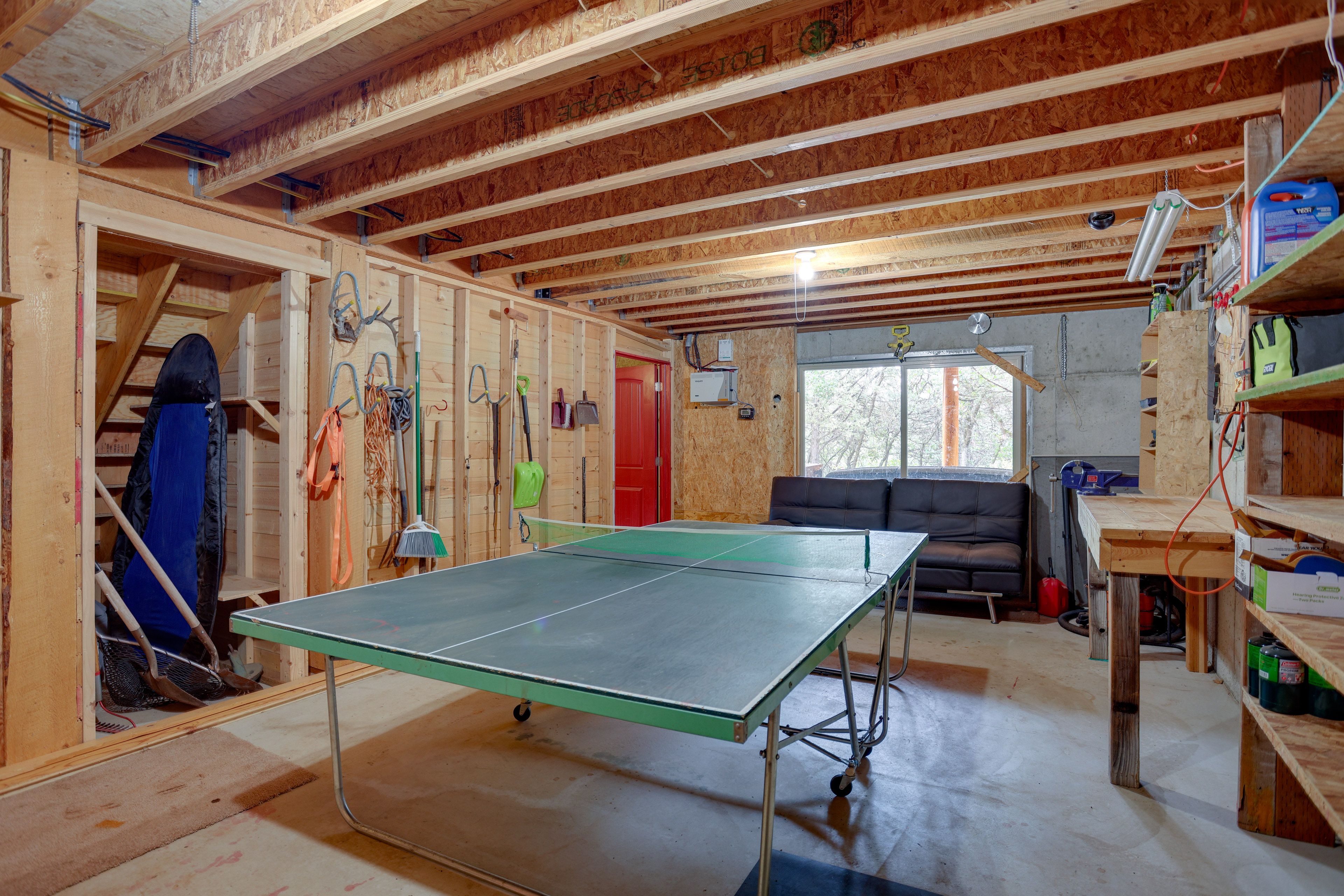 Basement | Ping-Pong Table