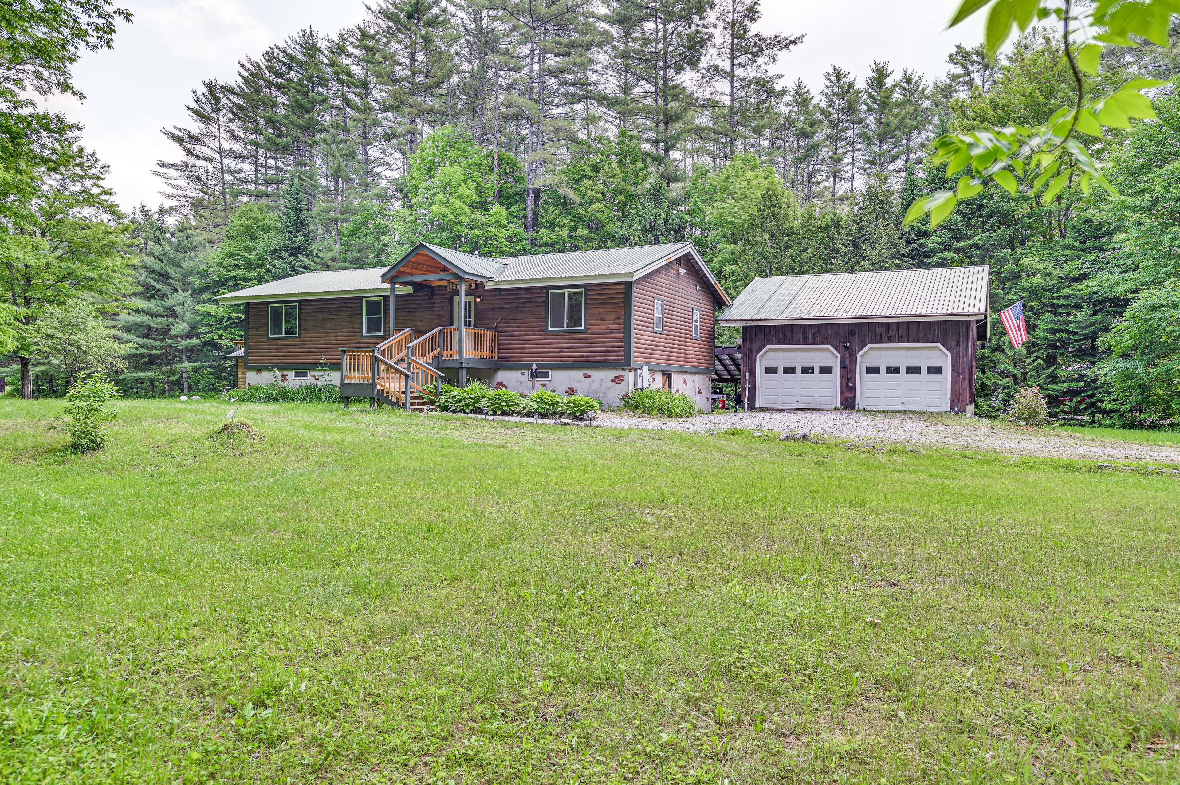 Schroon Lake Vacation Rental | 3BR | 2BA | Stairs to Enter | 1,250 Sq Ft
