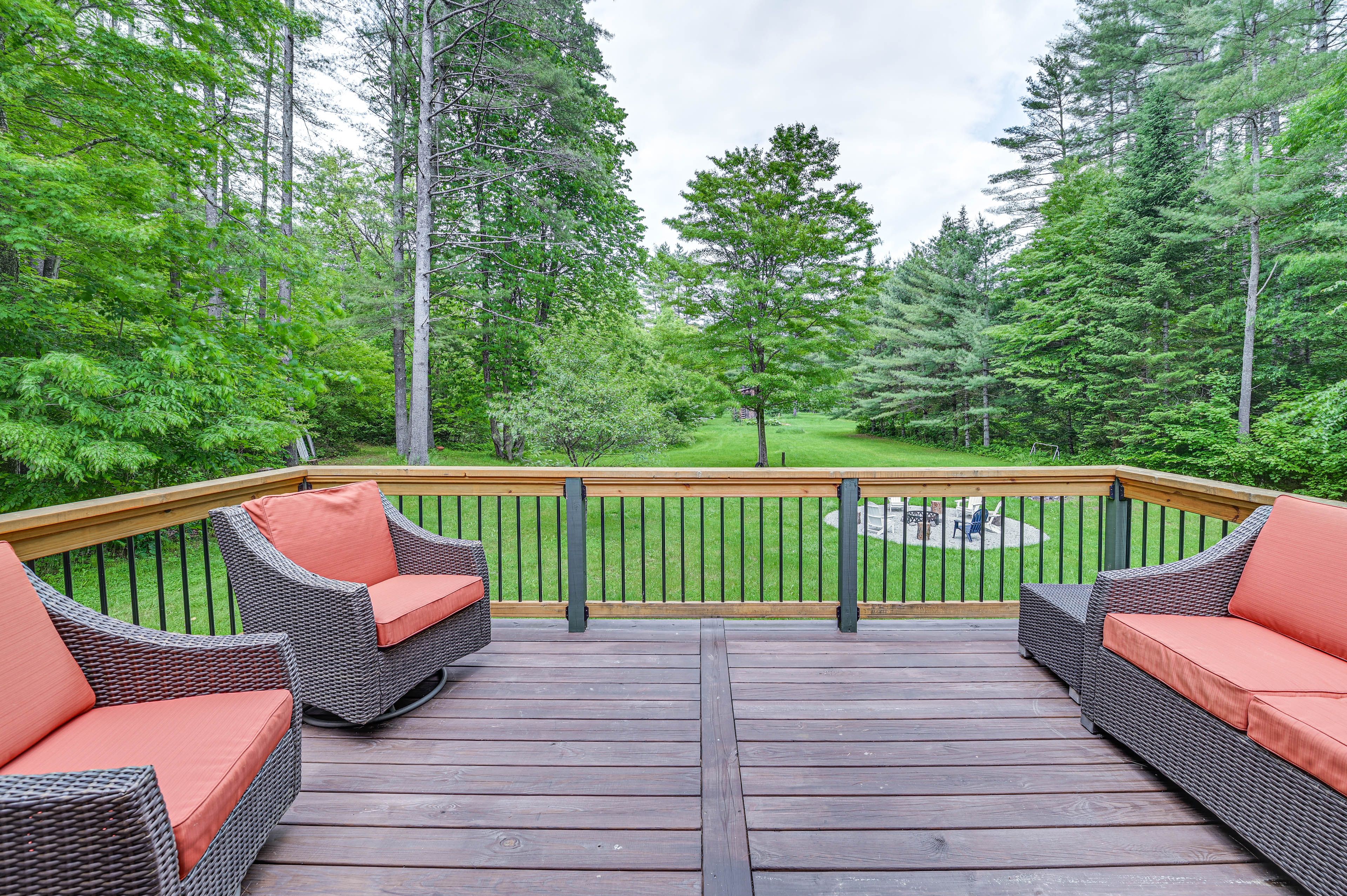 Furnished Deck