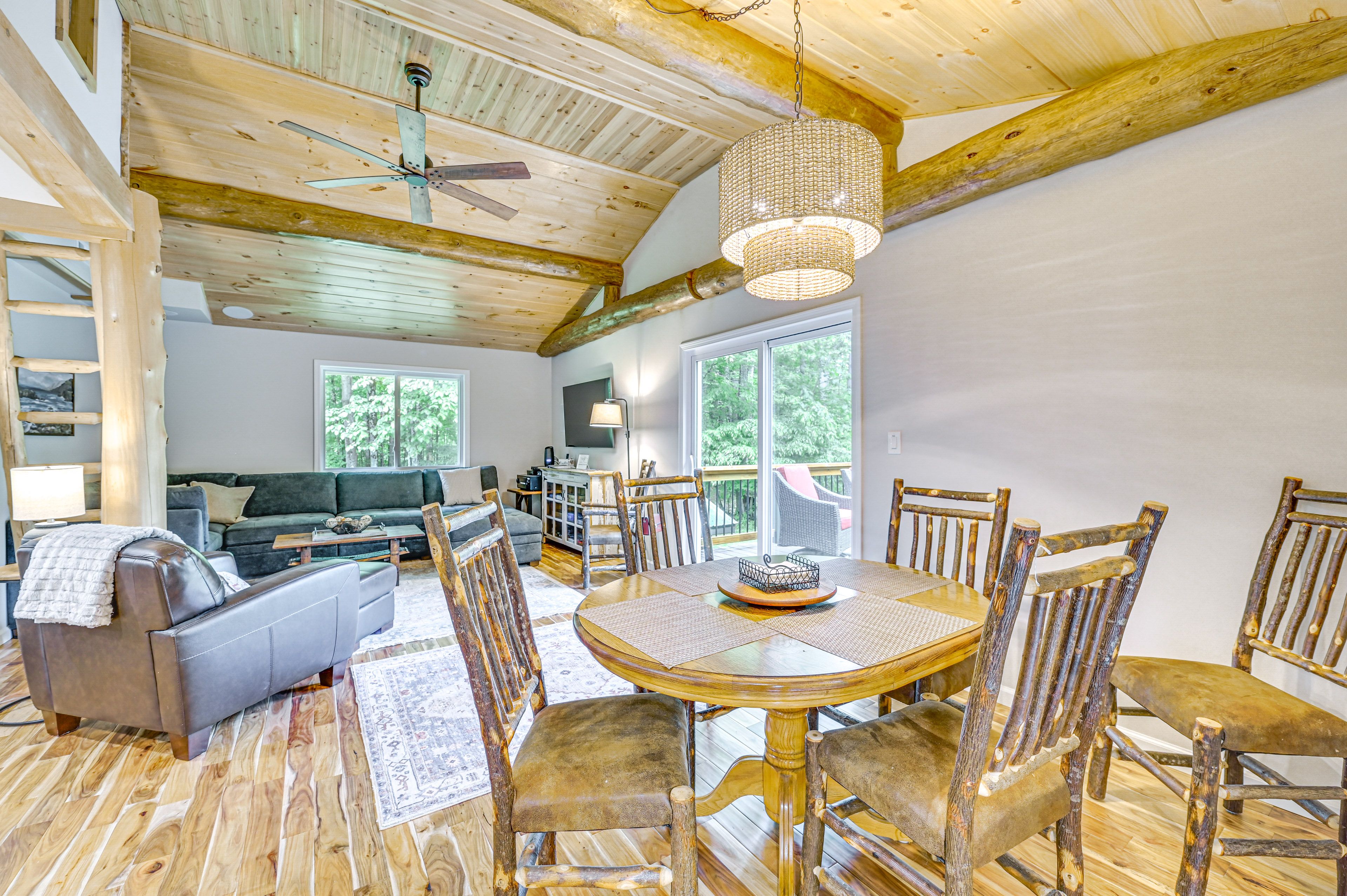 Dining Area | Dishware & Flatware