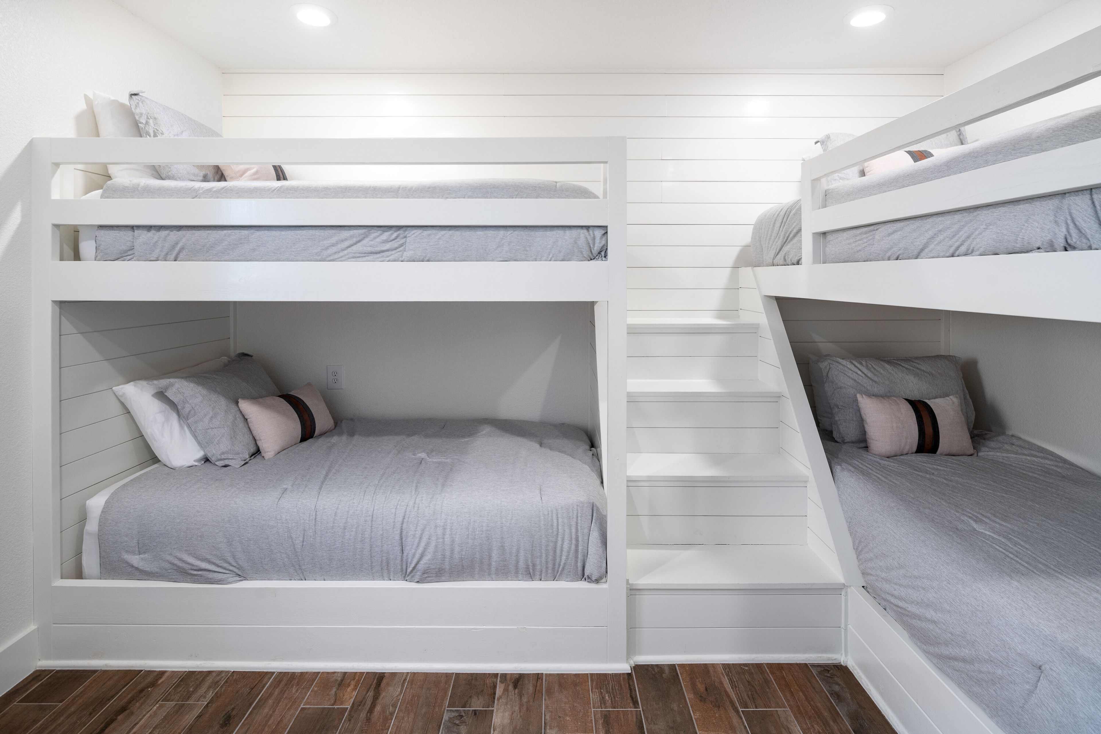 Bedroom 4 | 2 Twin Bunk Beds
