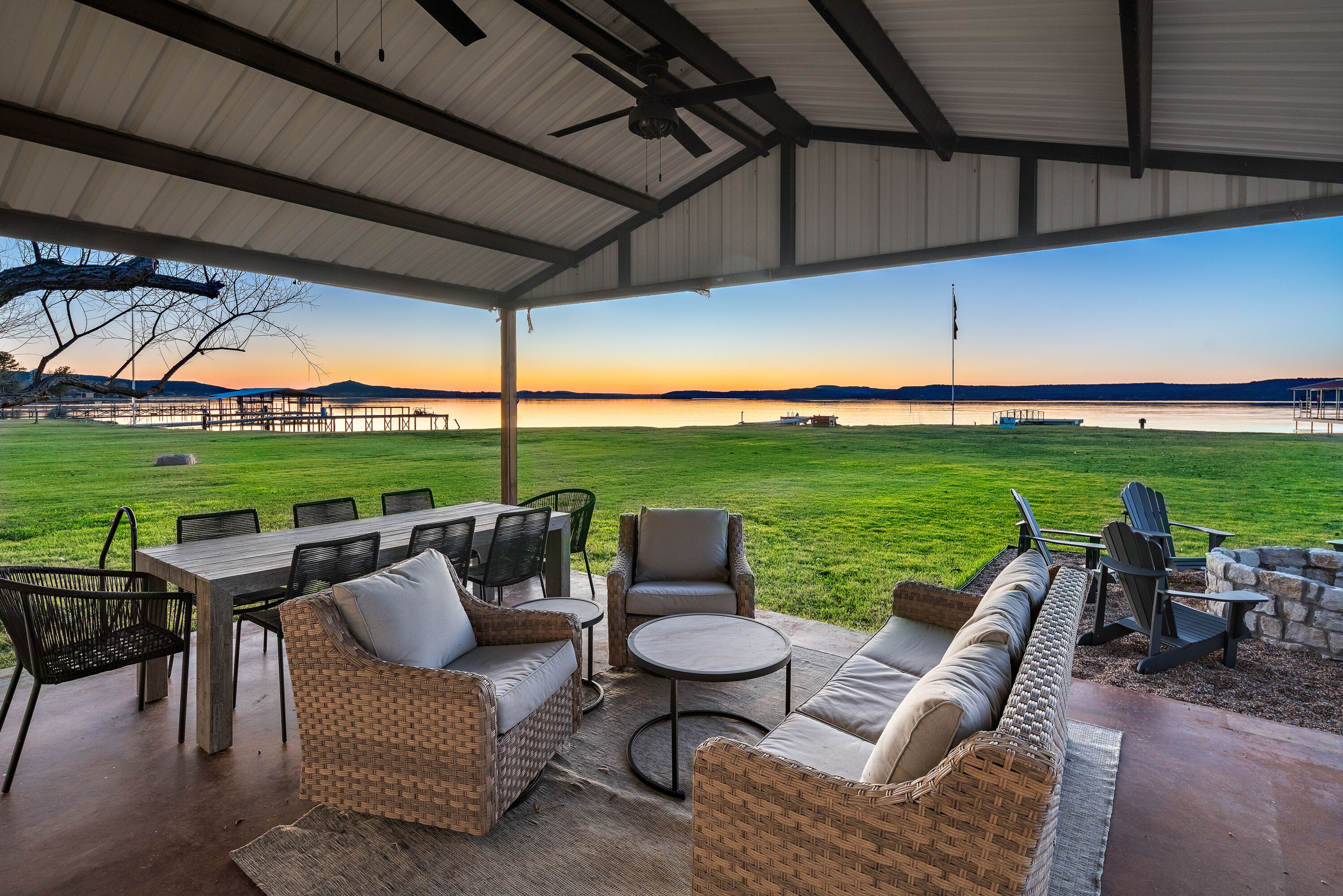 Covered Patio | Gas Grill