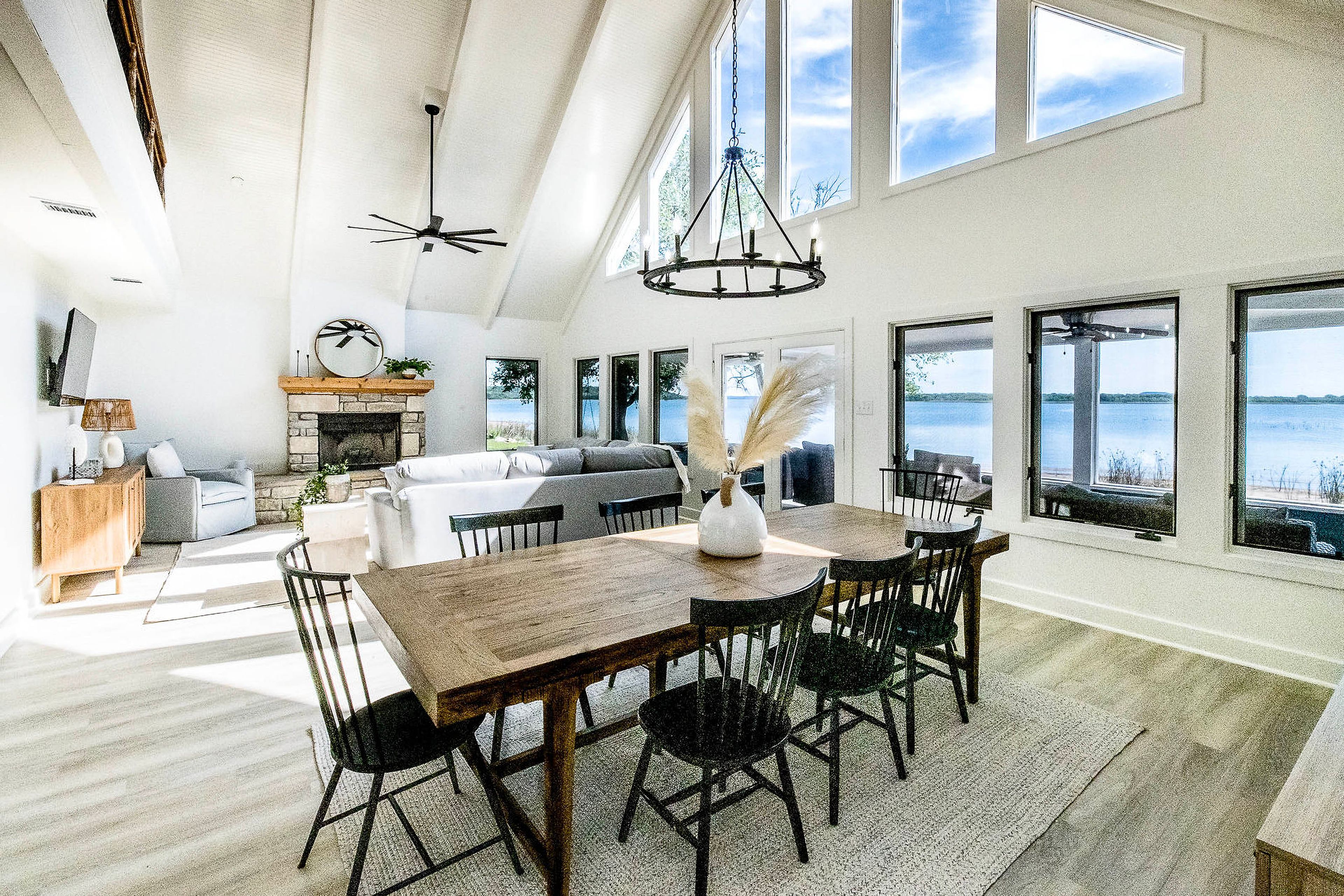 Graford Vacation Rental | 4BR | 4.5BA | 2,920 Sq Ft | 1 Step to Enter