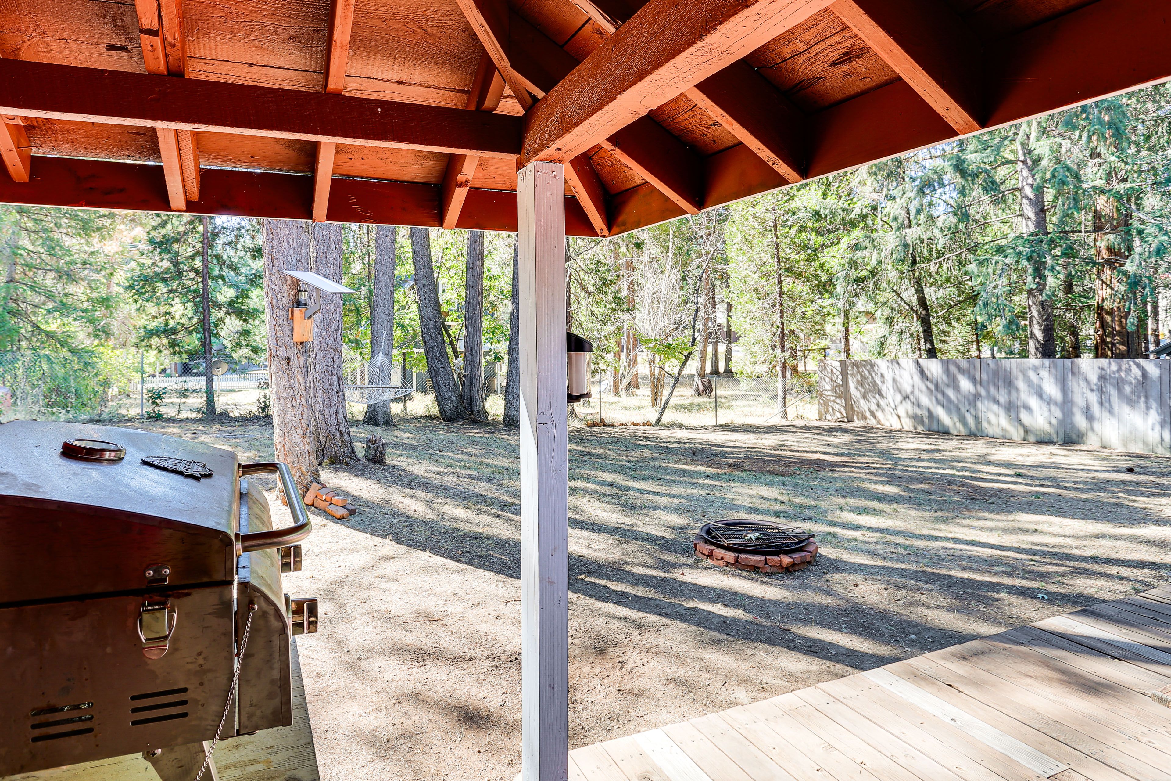 Deck | Gas Grill | Blackstone Griddle | Hammock | Fire Pit | Outdoor Dining Area