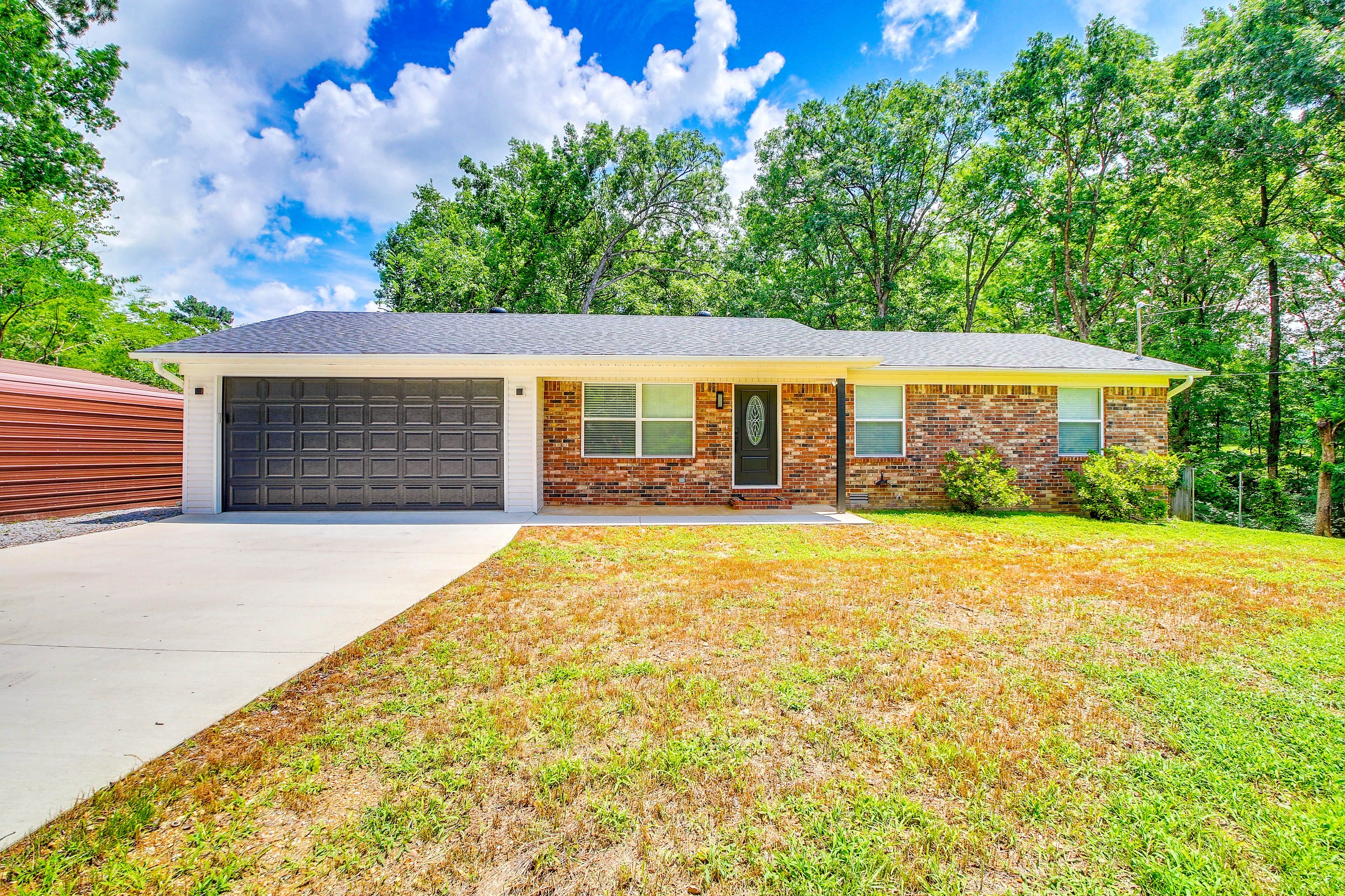 Hot Springs Vacation Rental | 3BR | 2BA | 2 Steps Required | 1,800 Sq Ft