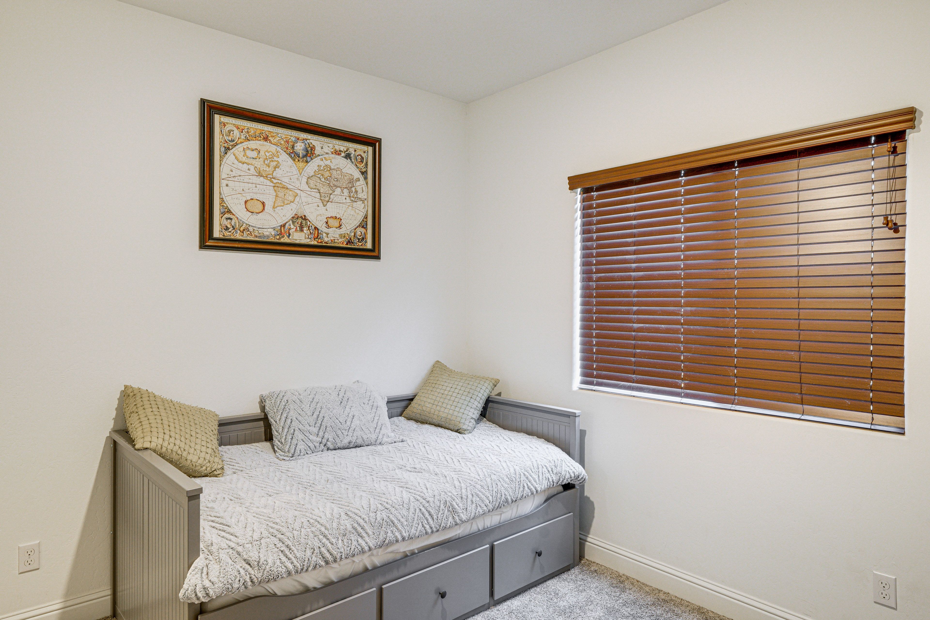 Bedroom 2 | Twin Daybed w/ Twin Trundle (Convertible to Queen Bed) | Workspace