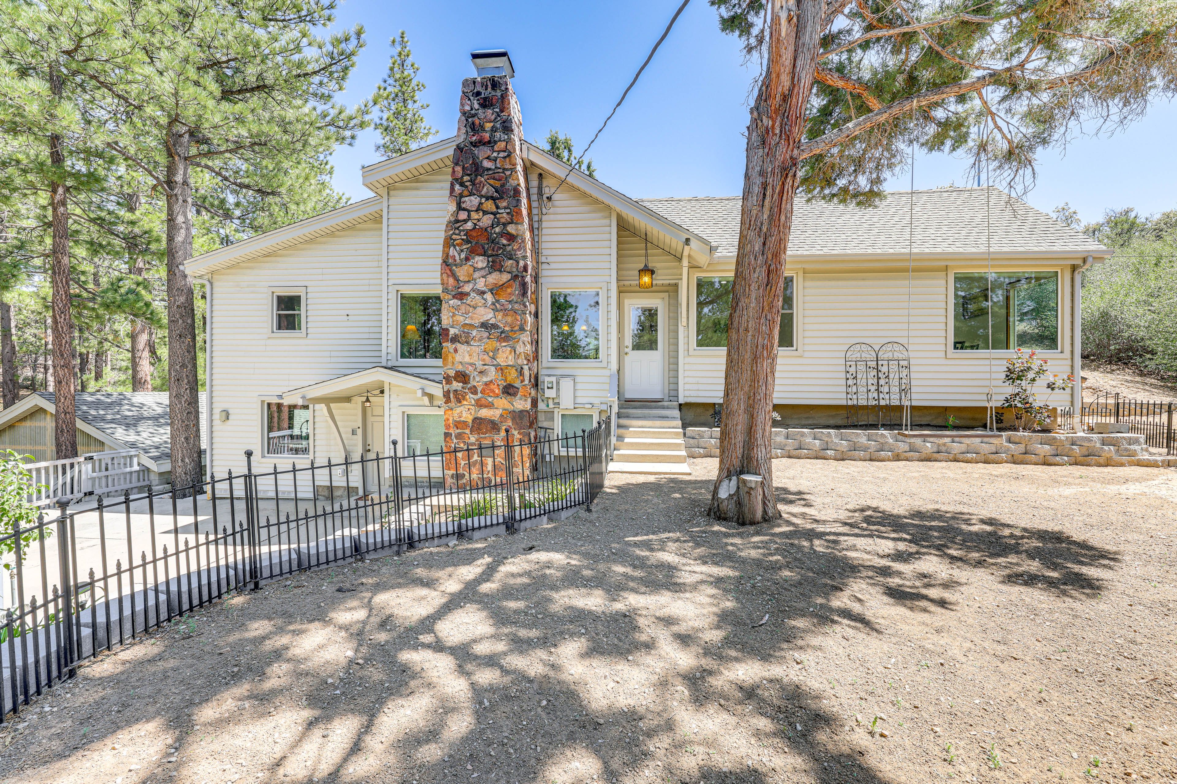 Big Bear Vacation Rental | 1BR | 1.5BA | Stairs Required | 1,400 Sq Ft