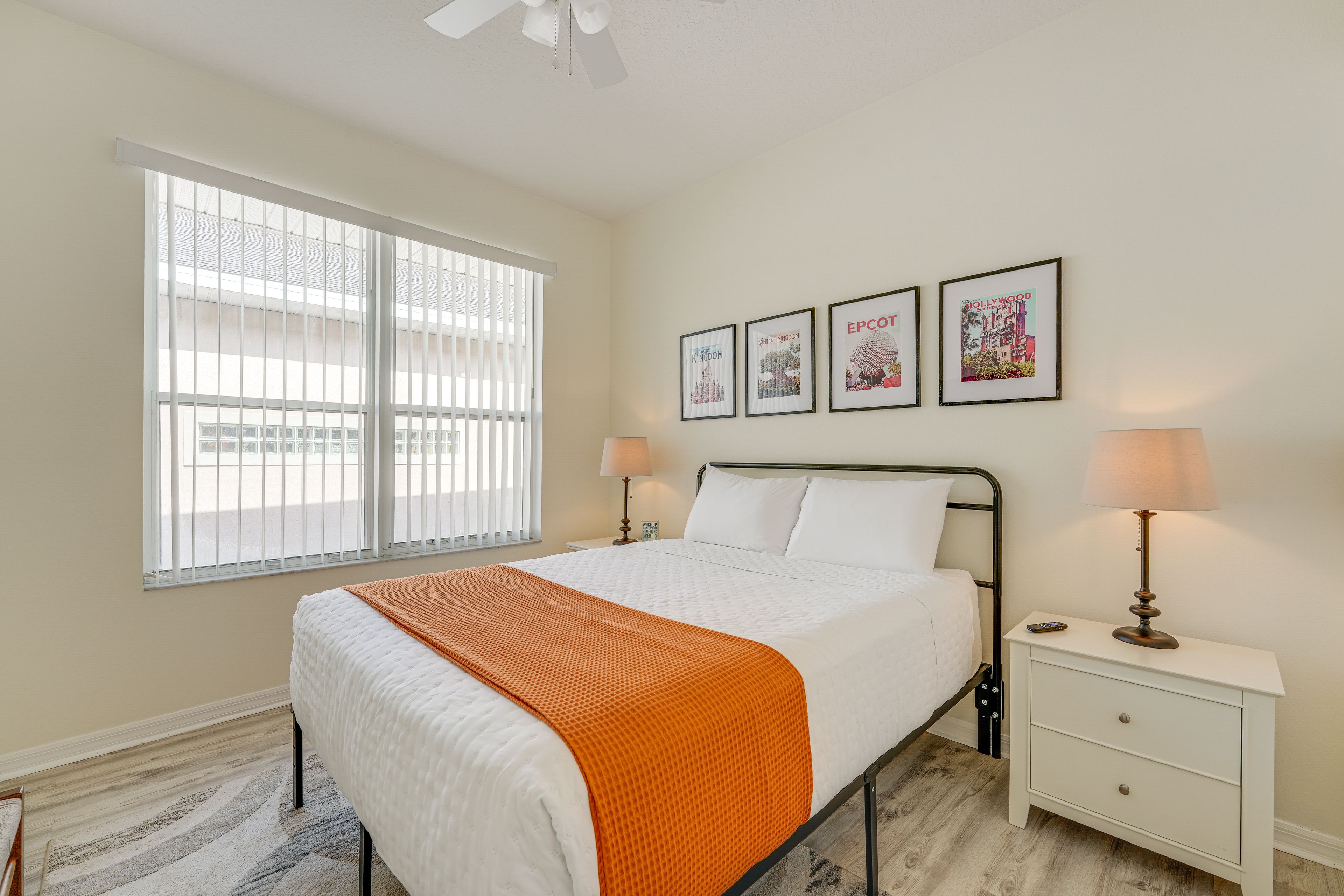 Bedroom 3 | Queen Bed | Smart TV