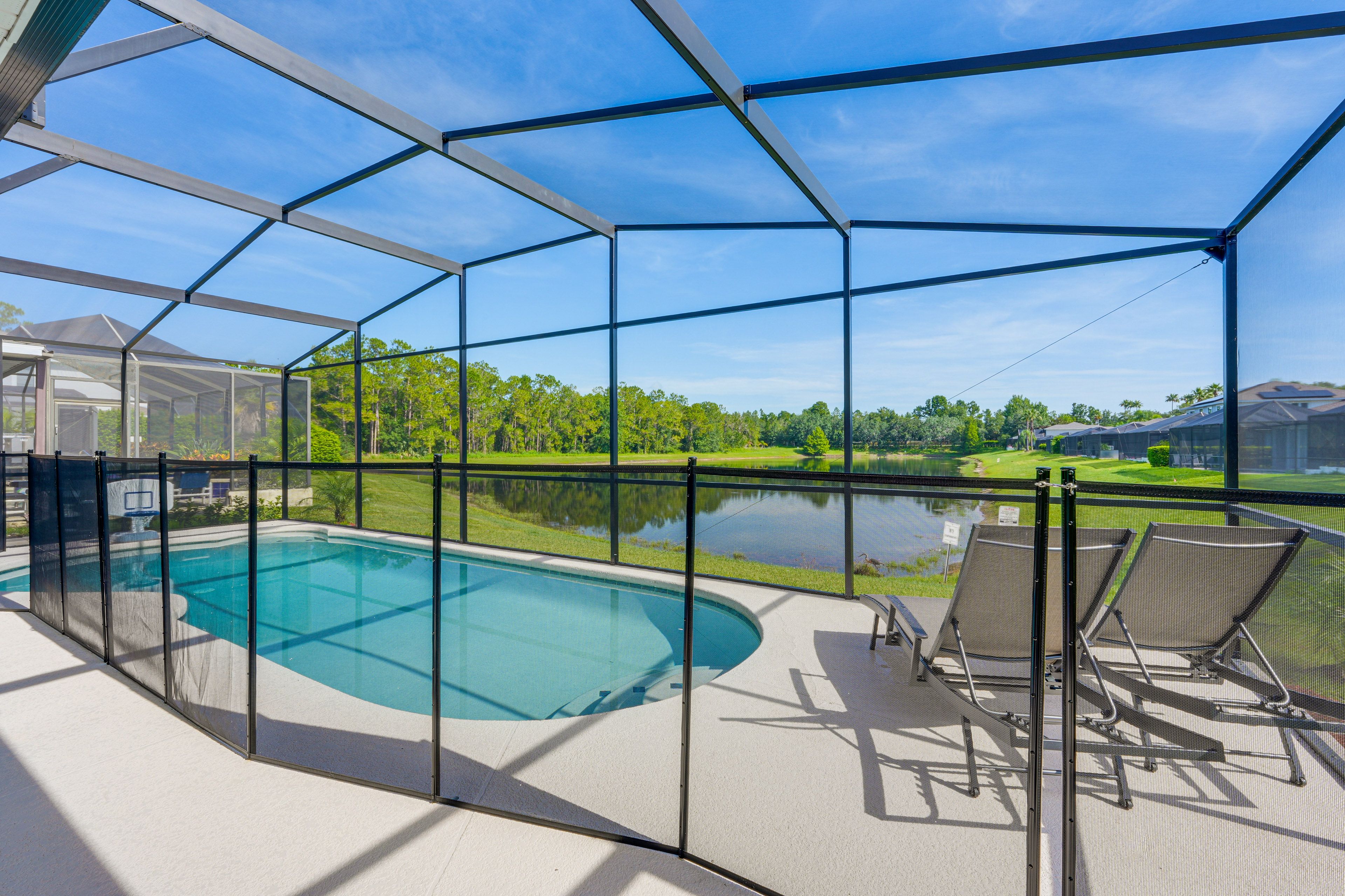 Private Pool | Pool Noodles | Pond Views
