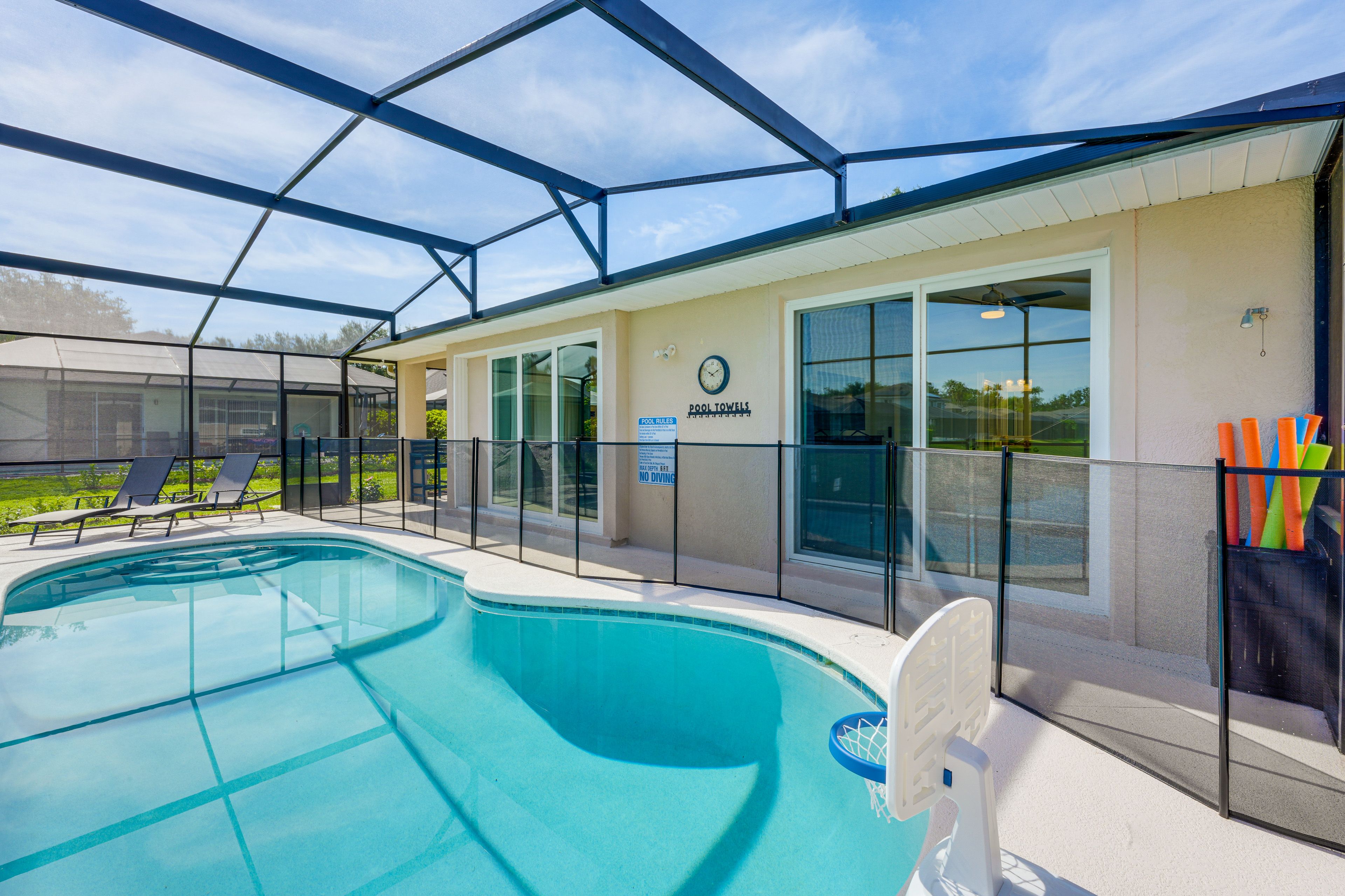 Private Pool | Pool Noodles | Pond Views