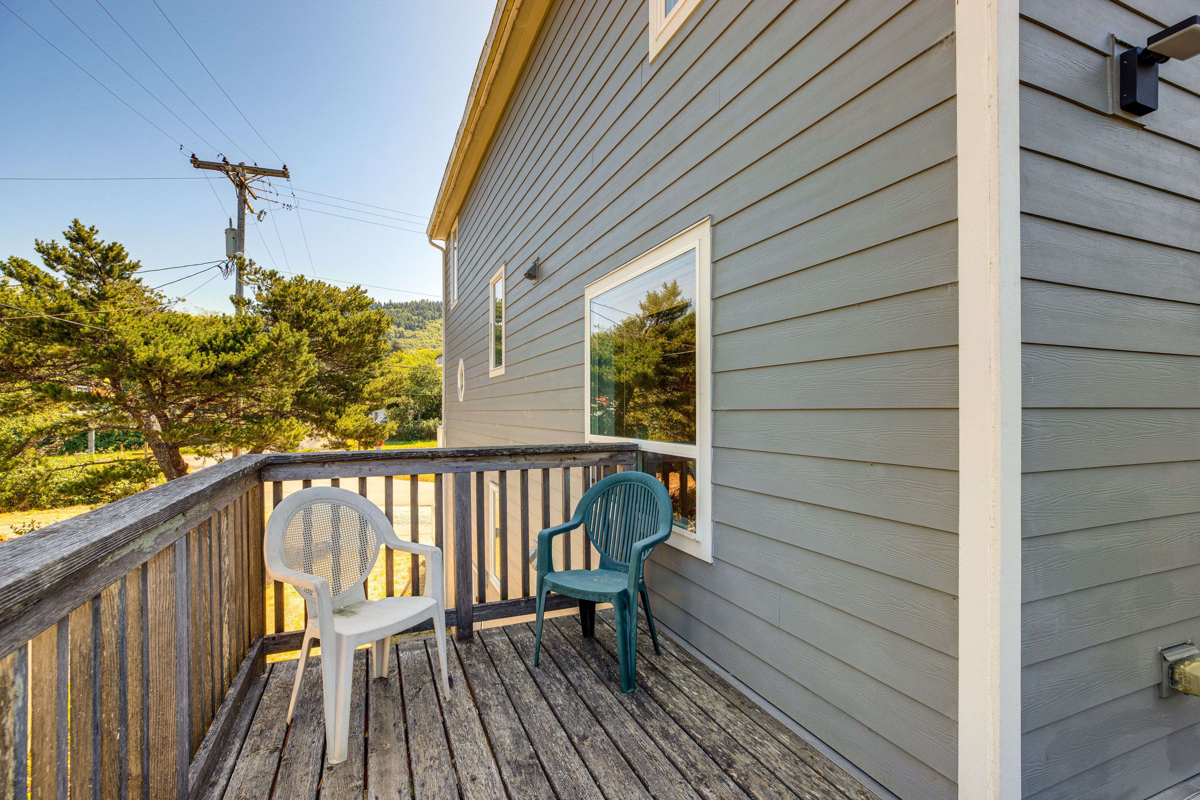 2nd-Floor Deck