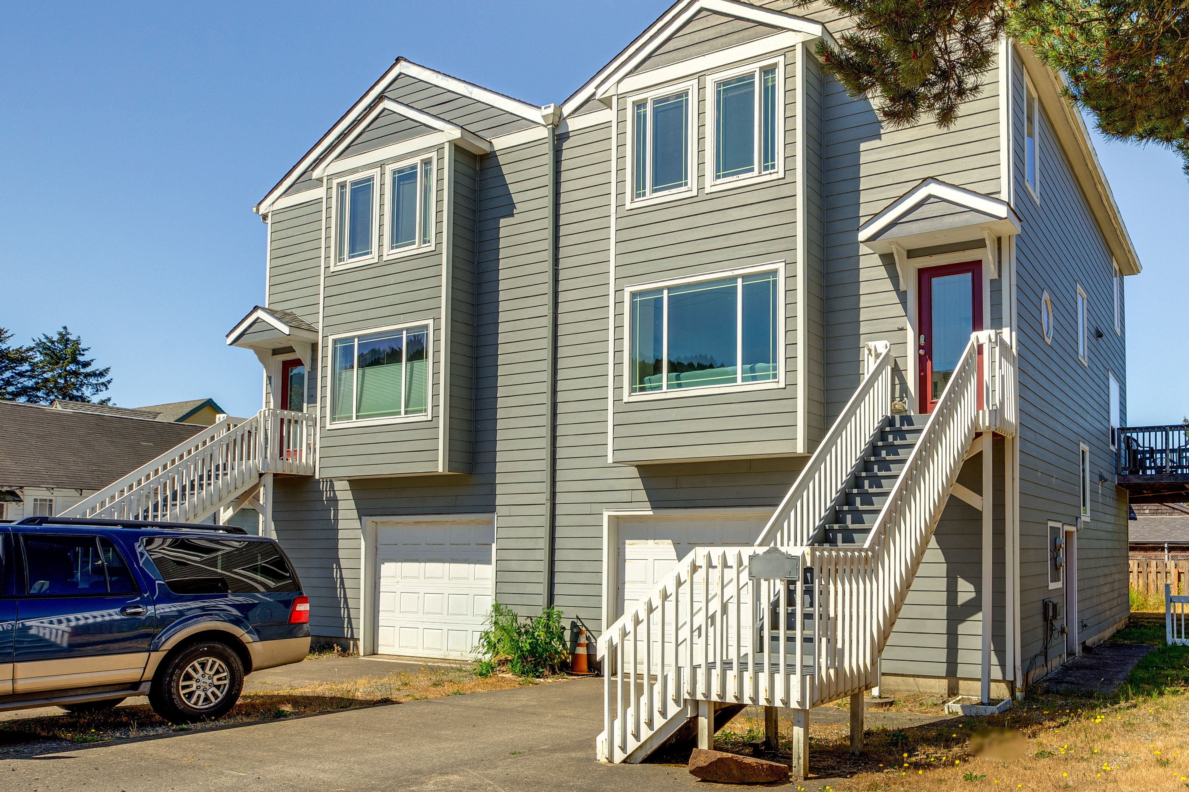 Exterior | 3-Story Townhome | 2 Mi to Downtown Shopping & Dining