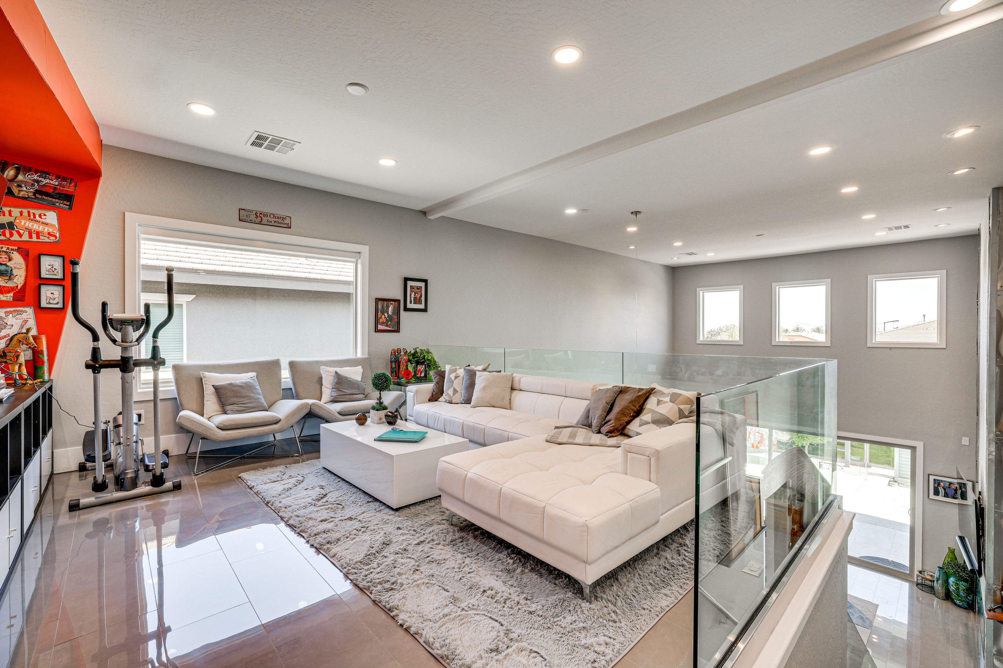 Sitting Room | 2nd Floor