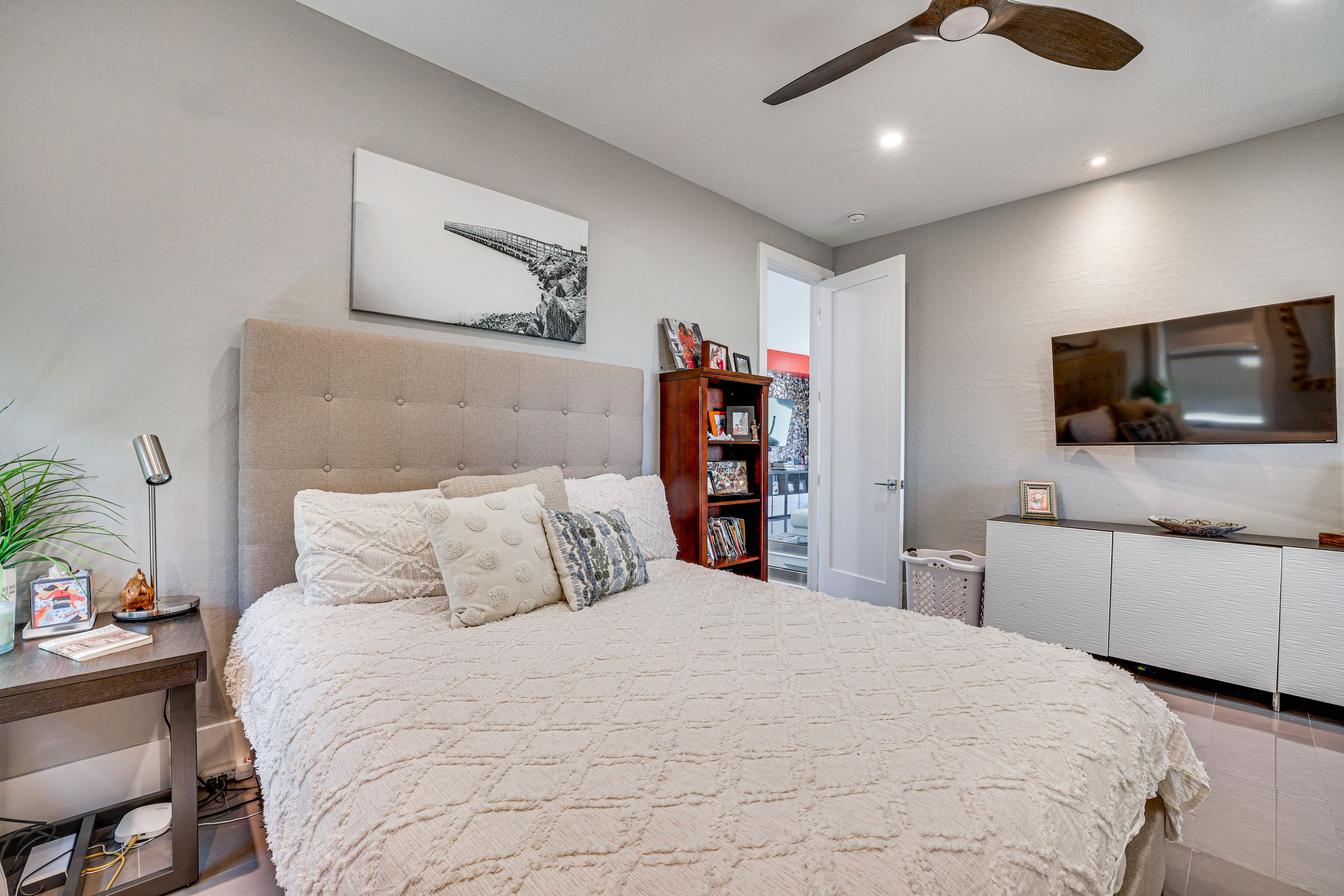 Bedroom 3 | 2nd Floor | Queen Bed | Linens Provided