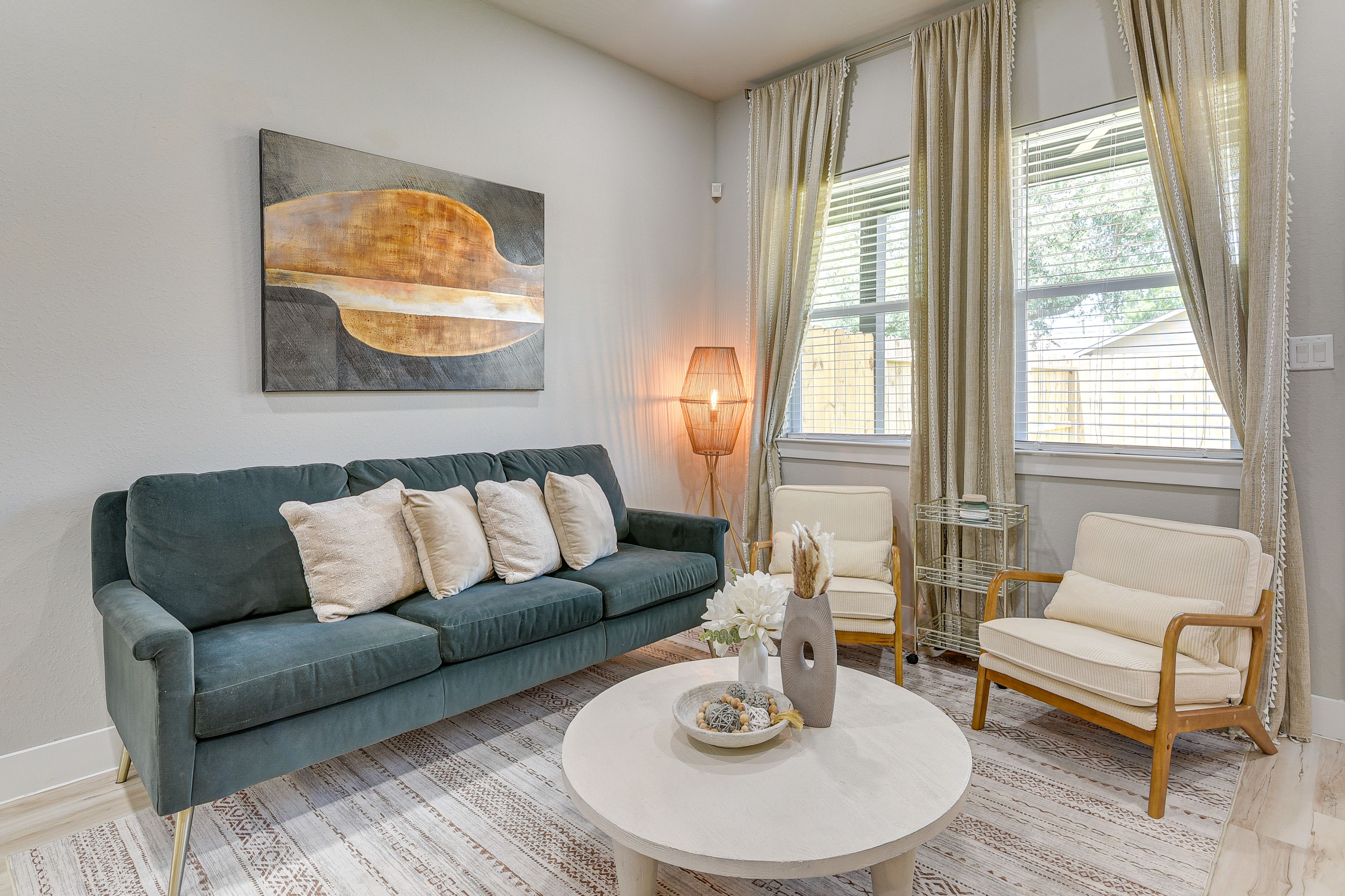 Living Room | 1st Floor | Smart TV