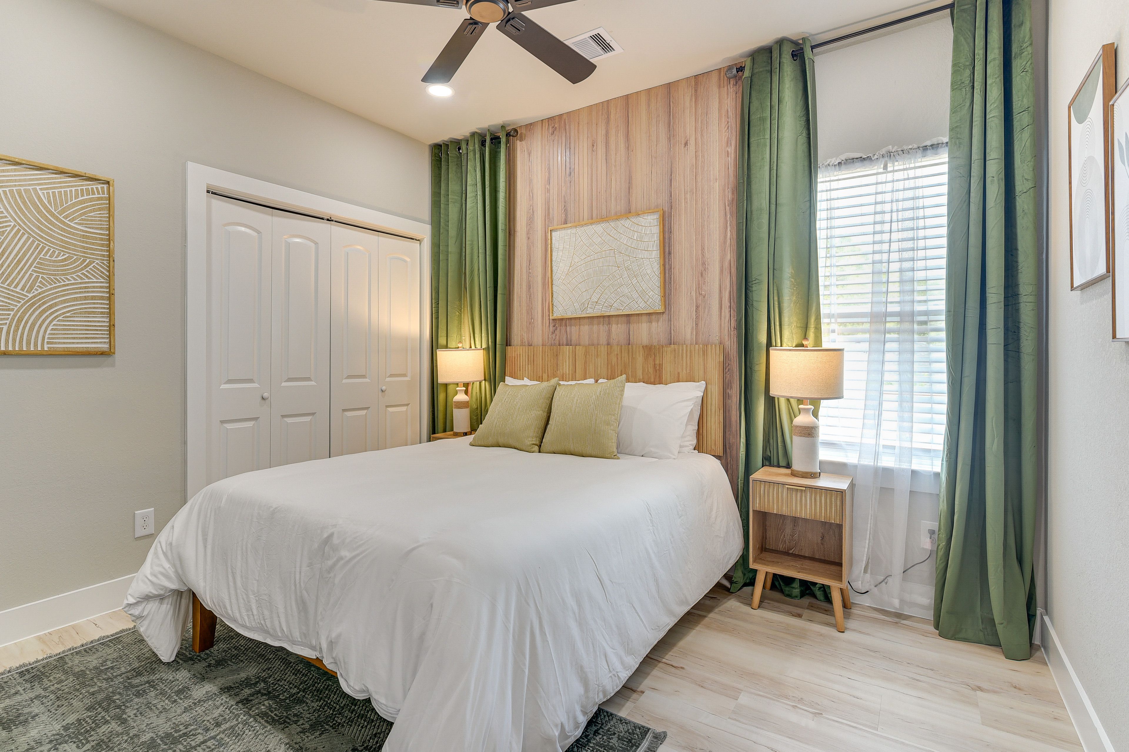 Bedroom 2 | 2nd Floor | Queen Bed | Smart TV