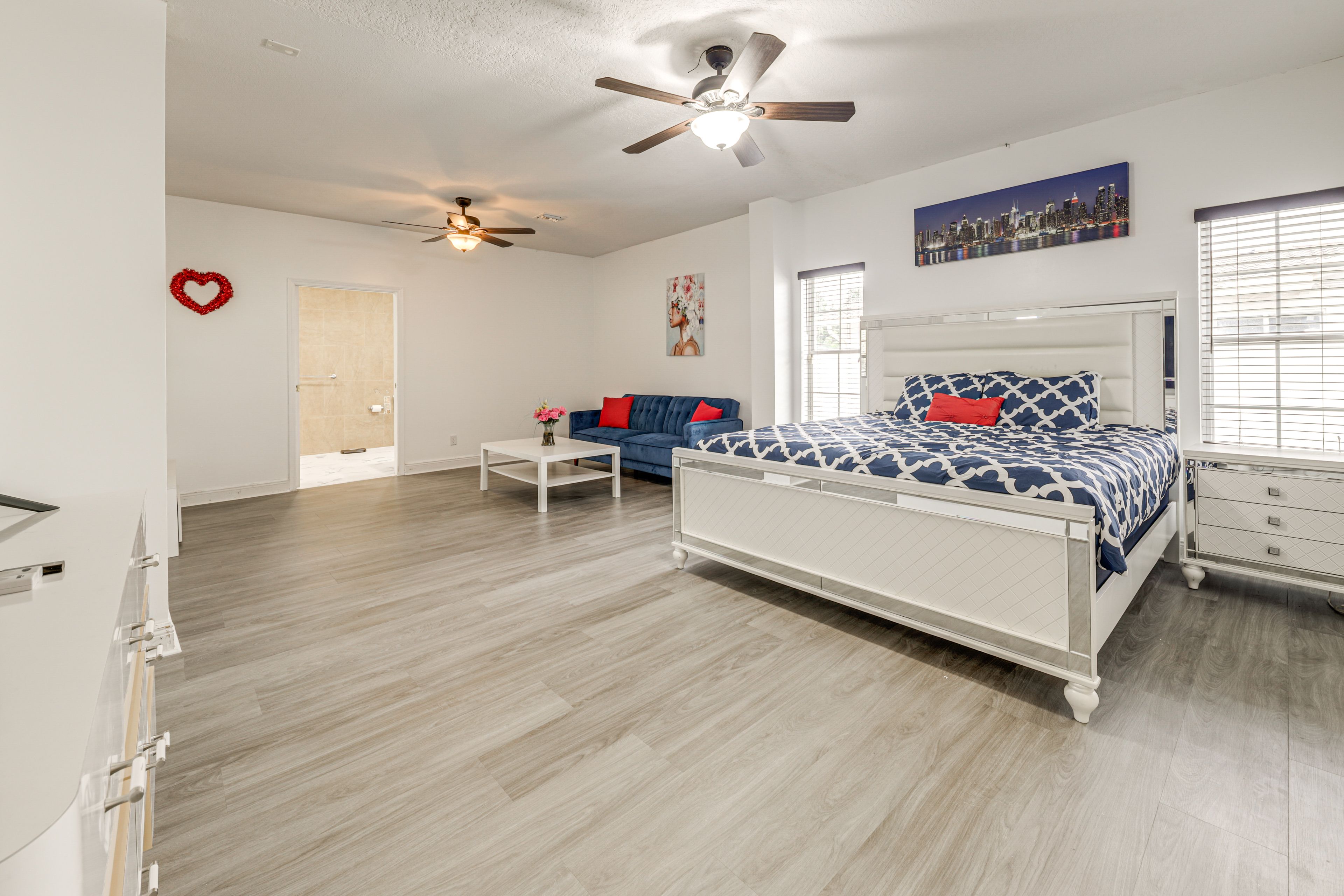 Bedroom 1 | 1st Floor | King Bed | Full Futon | En-Suite Bathroom