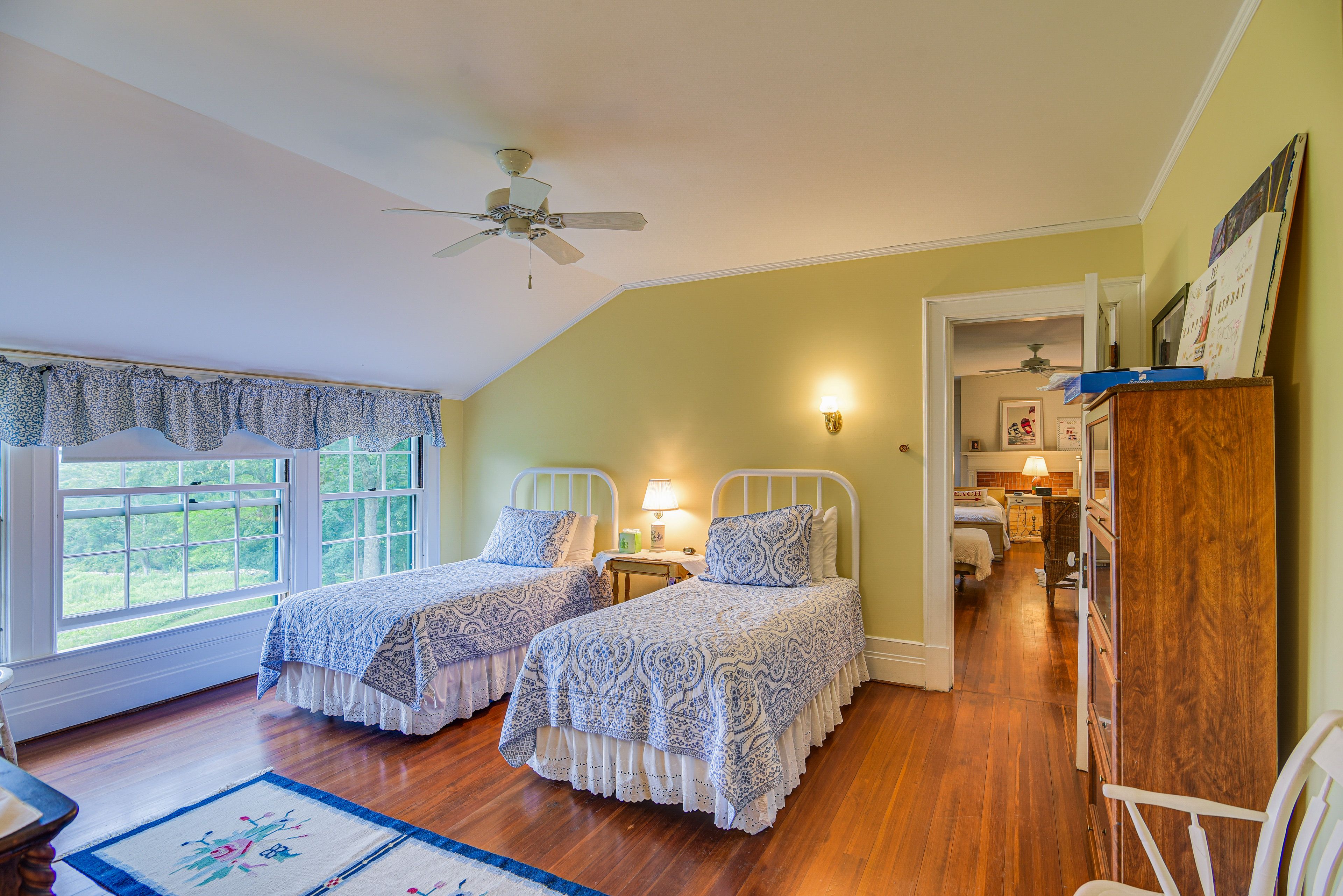 Bedroom 10 | 2 Twin Beds | 3rd Floor