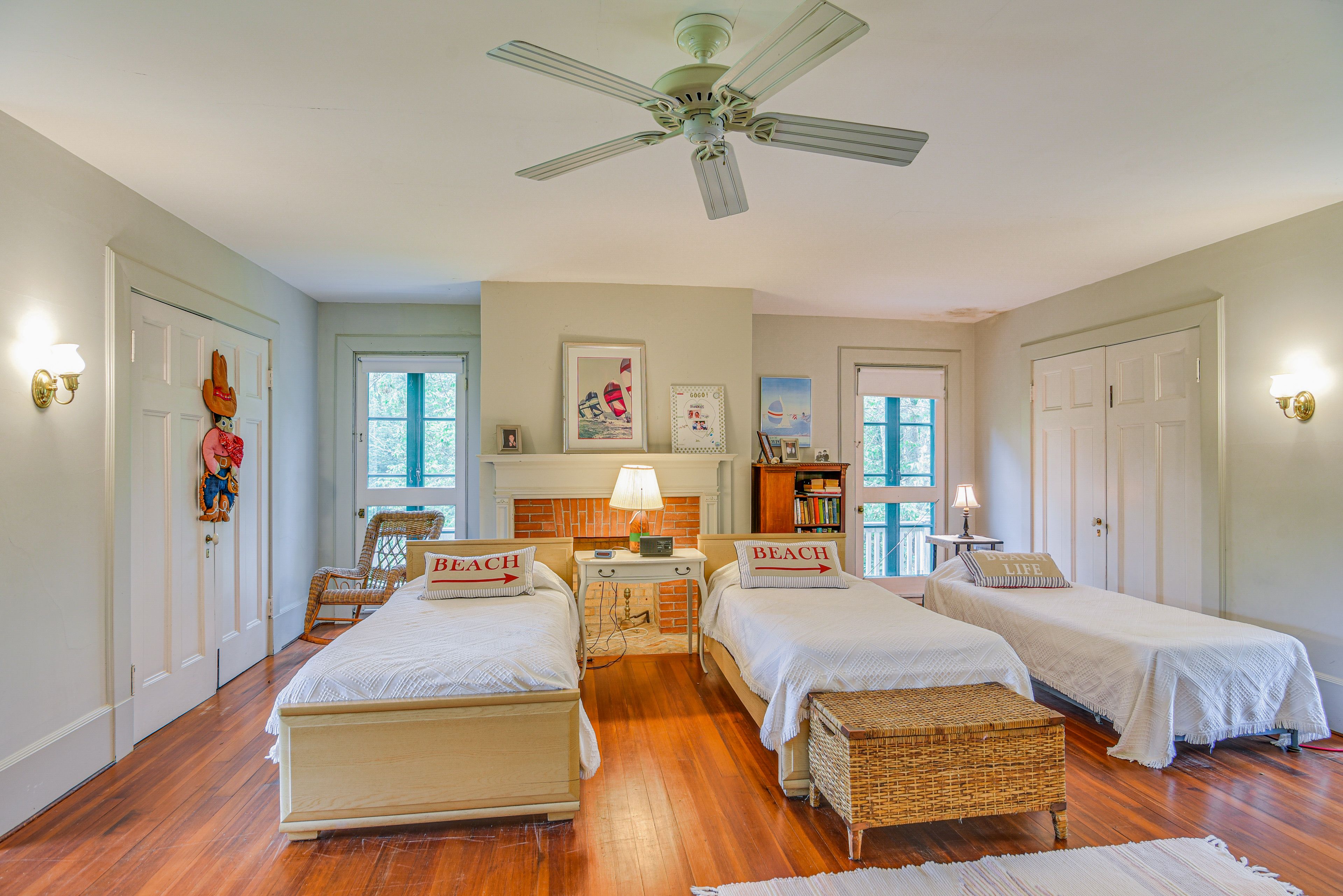 Bedroom 9 | 4 Twin Beds | 3rd Floor